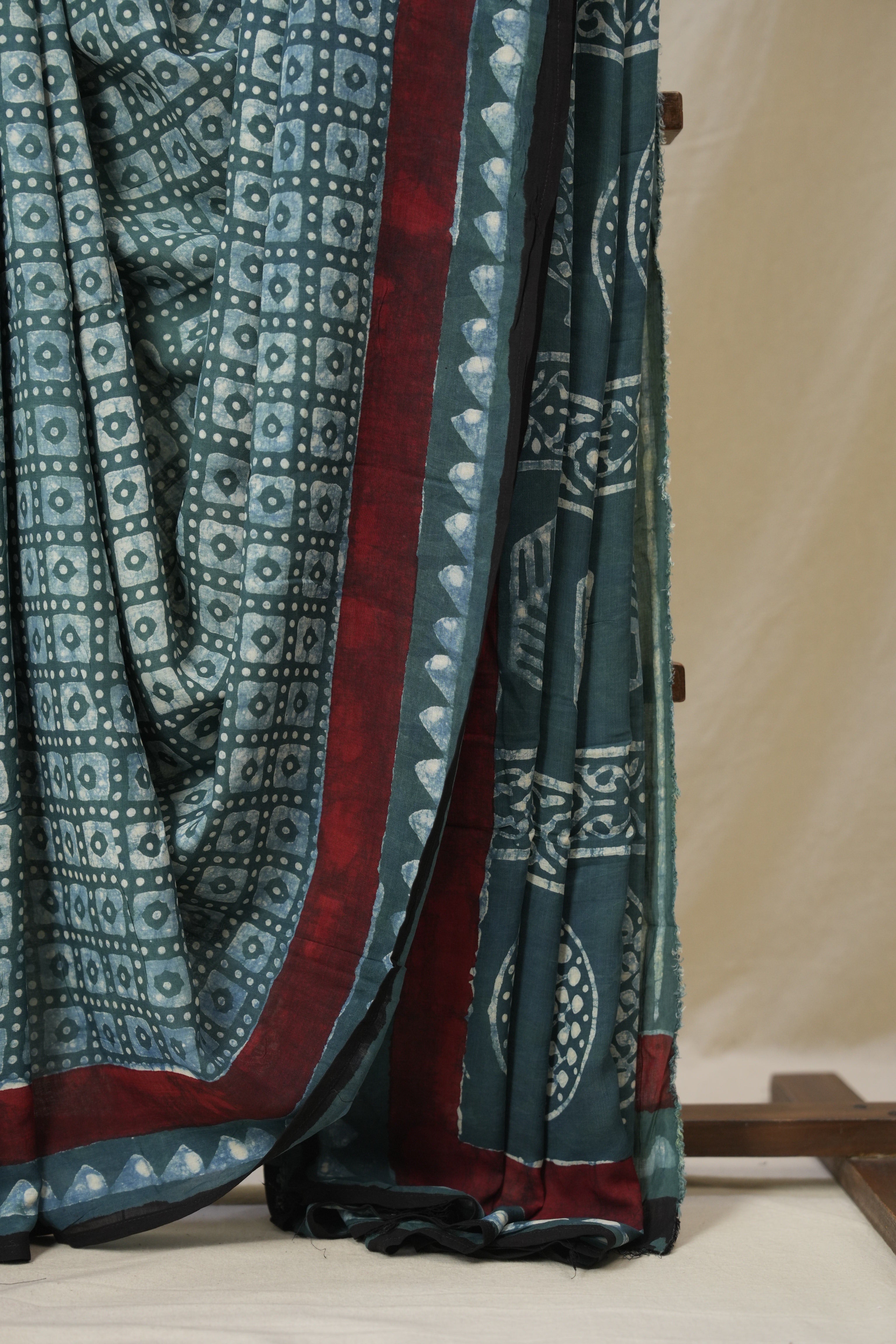 Green HBP Modal Silk Saree - SRGMSS590