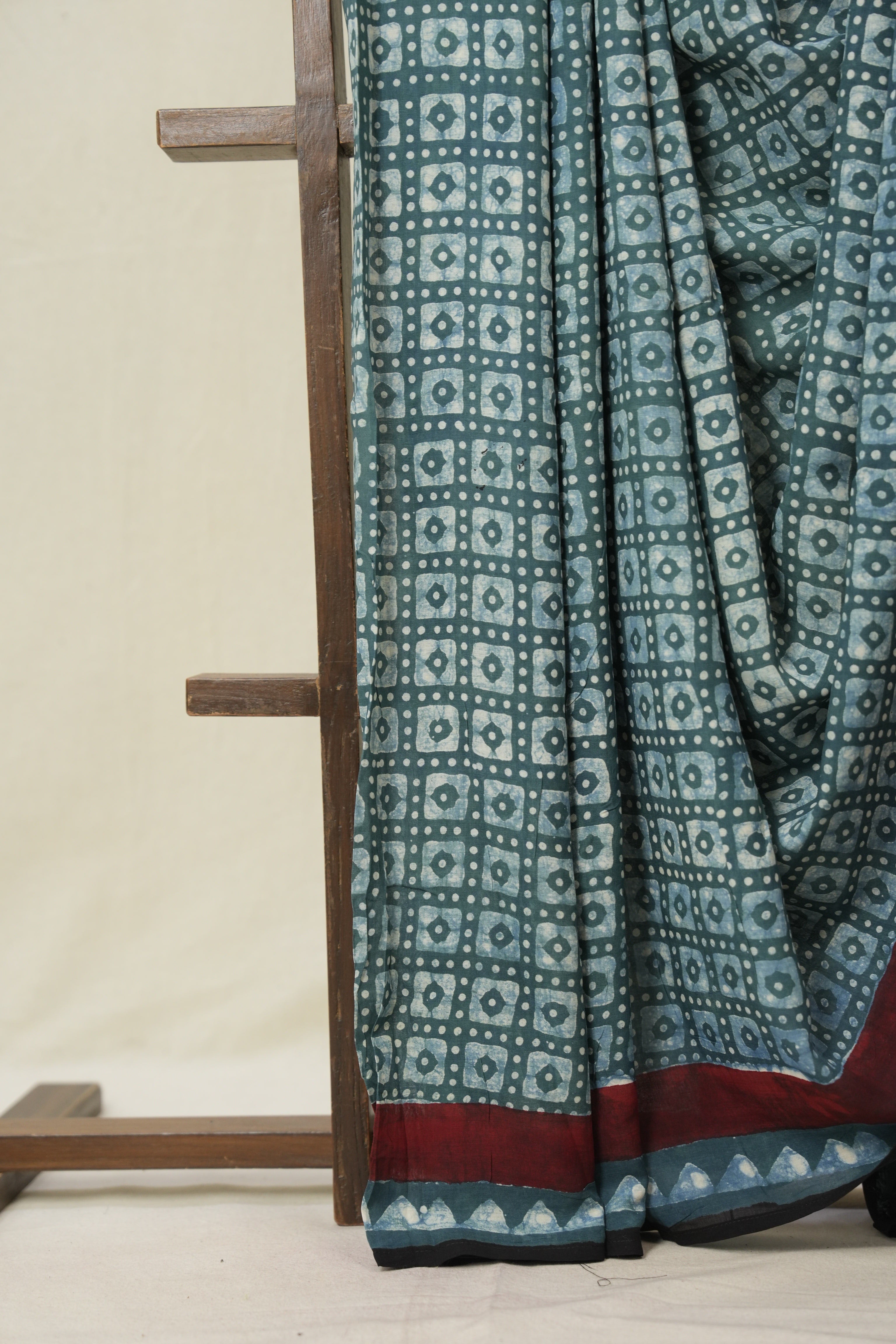 Green HBP Modal Silk Saree - SRGMSS590