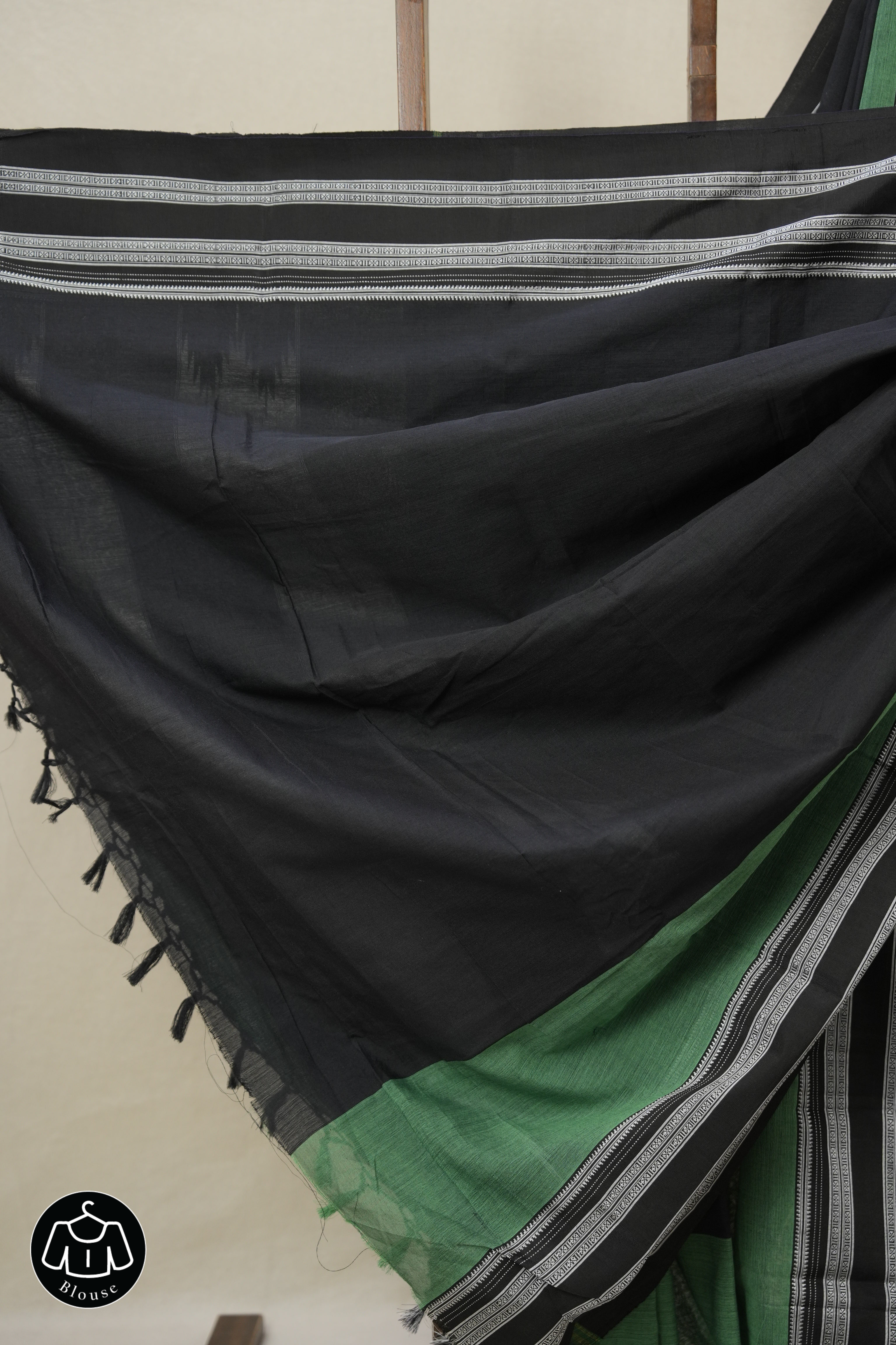 Black Cotton Ilkal Saree With Gayatri Border - SRBCIS857