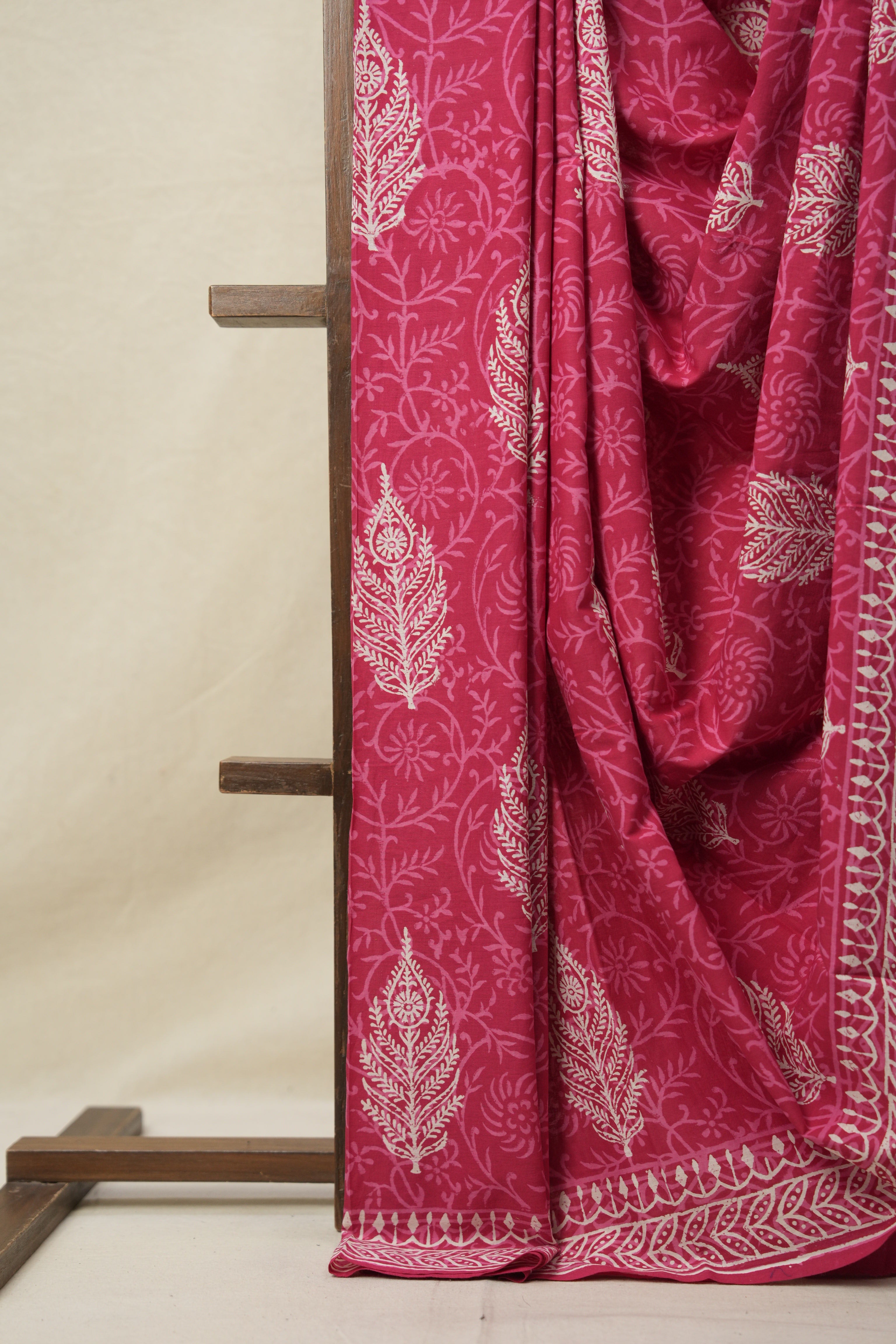 Pink White HBP Cotton Saree - SRPWCS3127