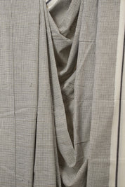 Off White Small Checks Cotton Patteda Anchu Saree - SROWPAS94