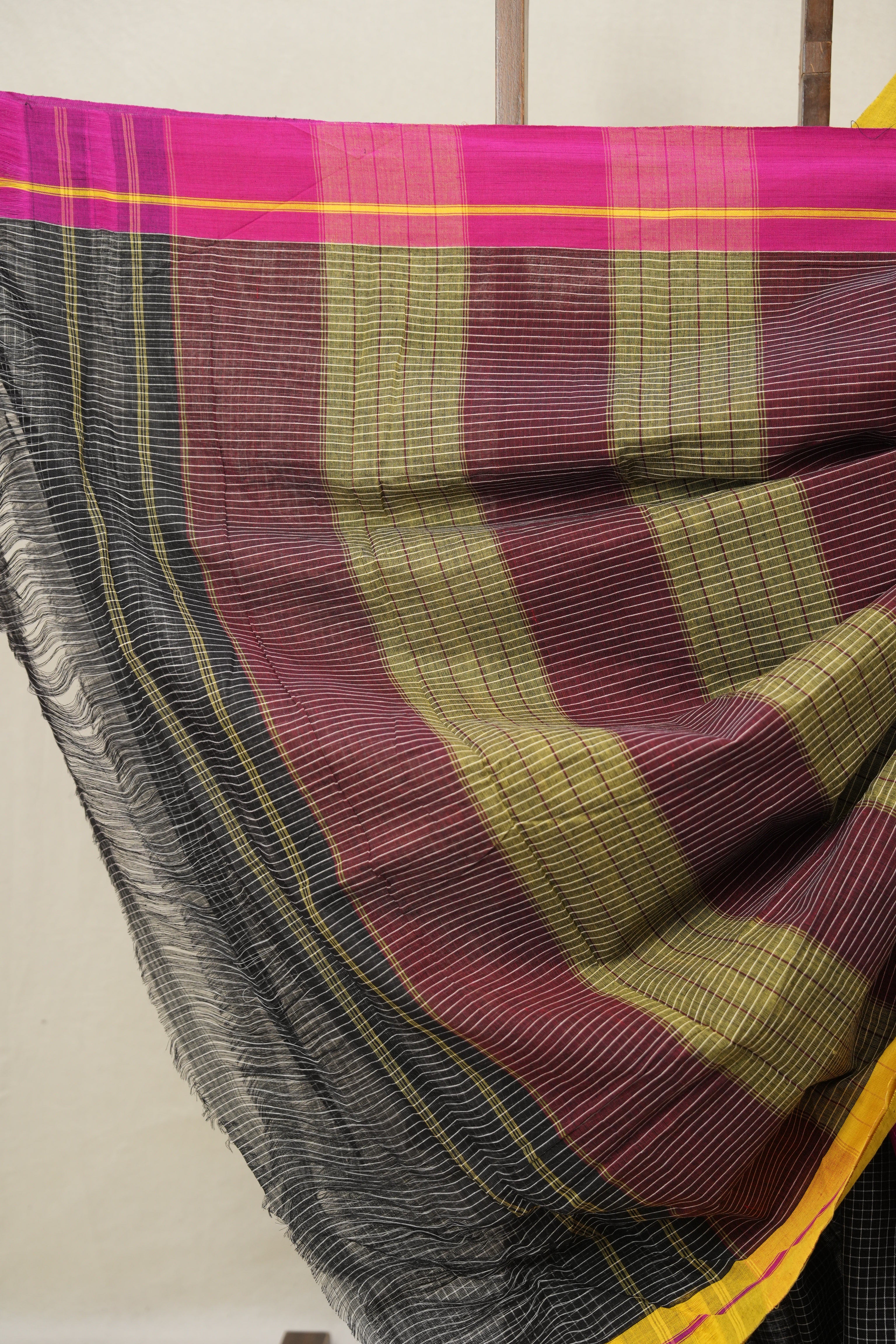 Black Big Checks Cotton Patteda Anchu Saree - SRBPAS283