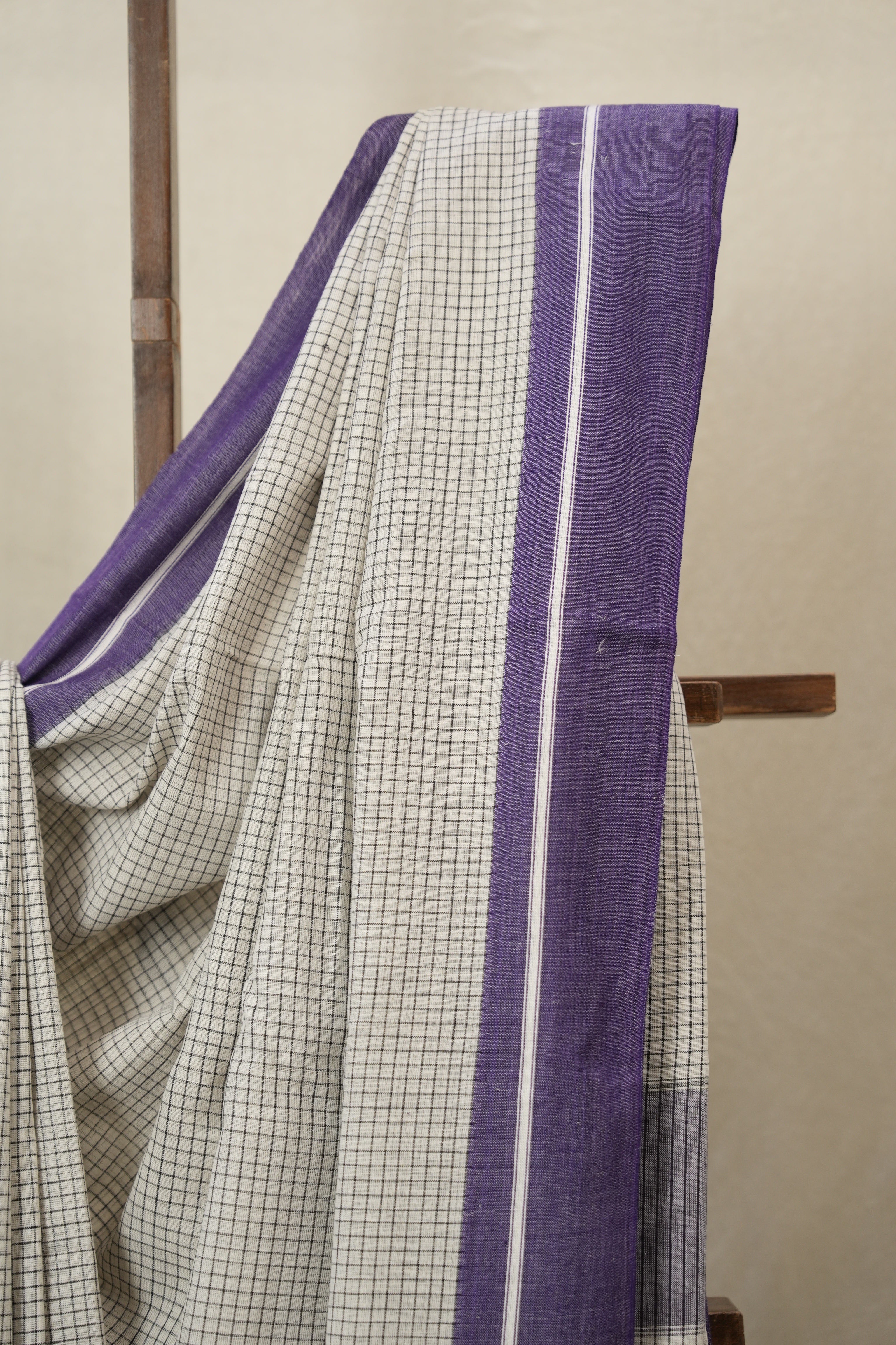 White Big Checks Cotton Patteda Anchu Saree - SRWPAS304