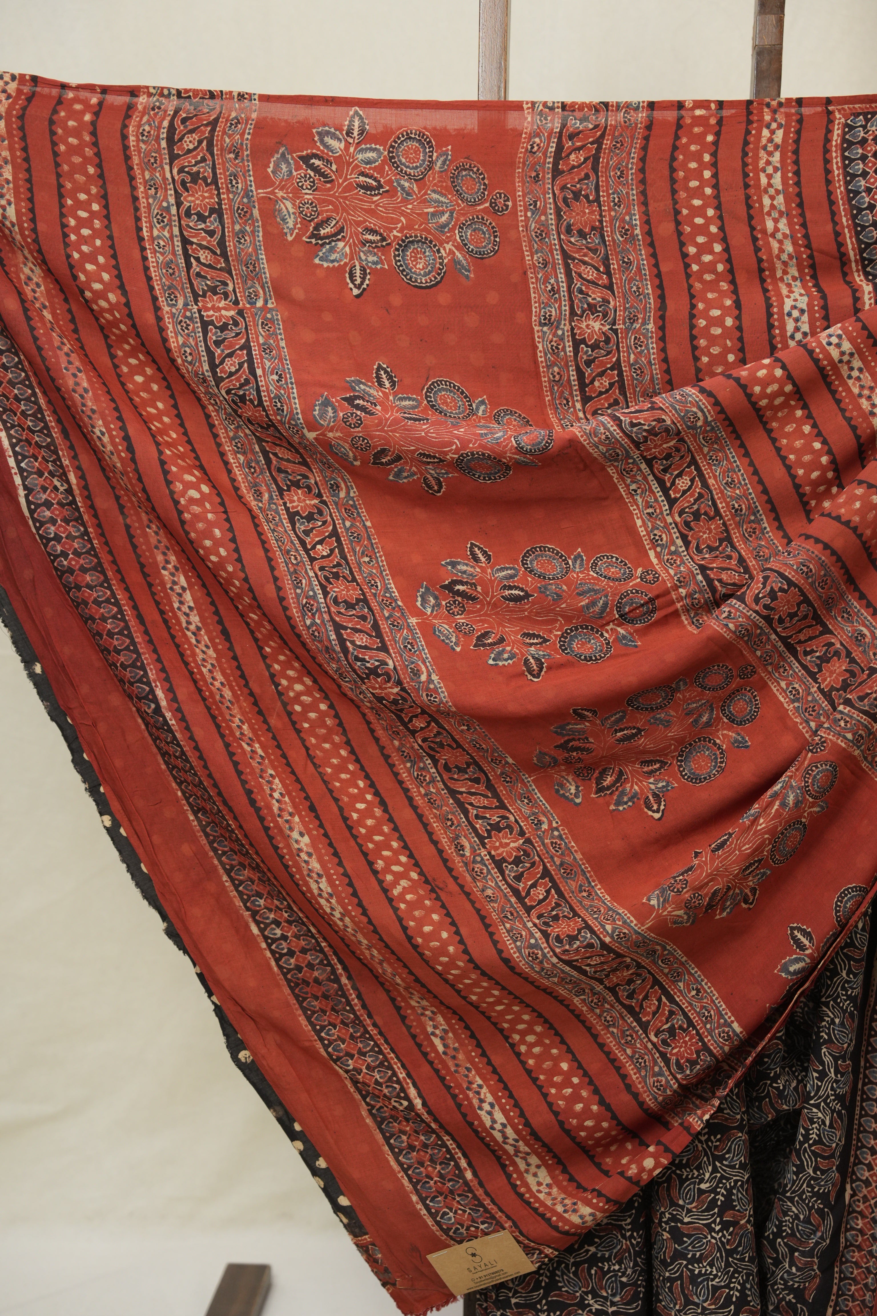 Black HBP Modal Silk Saree - SRBMSS649