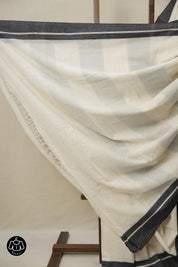 Off-White Patteda Anchu Saree - SROWPAS184