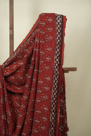 Red HBP Modal Silk Saree - SRRSMS692