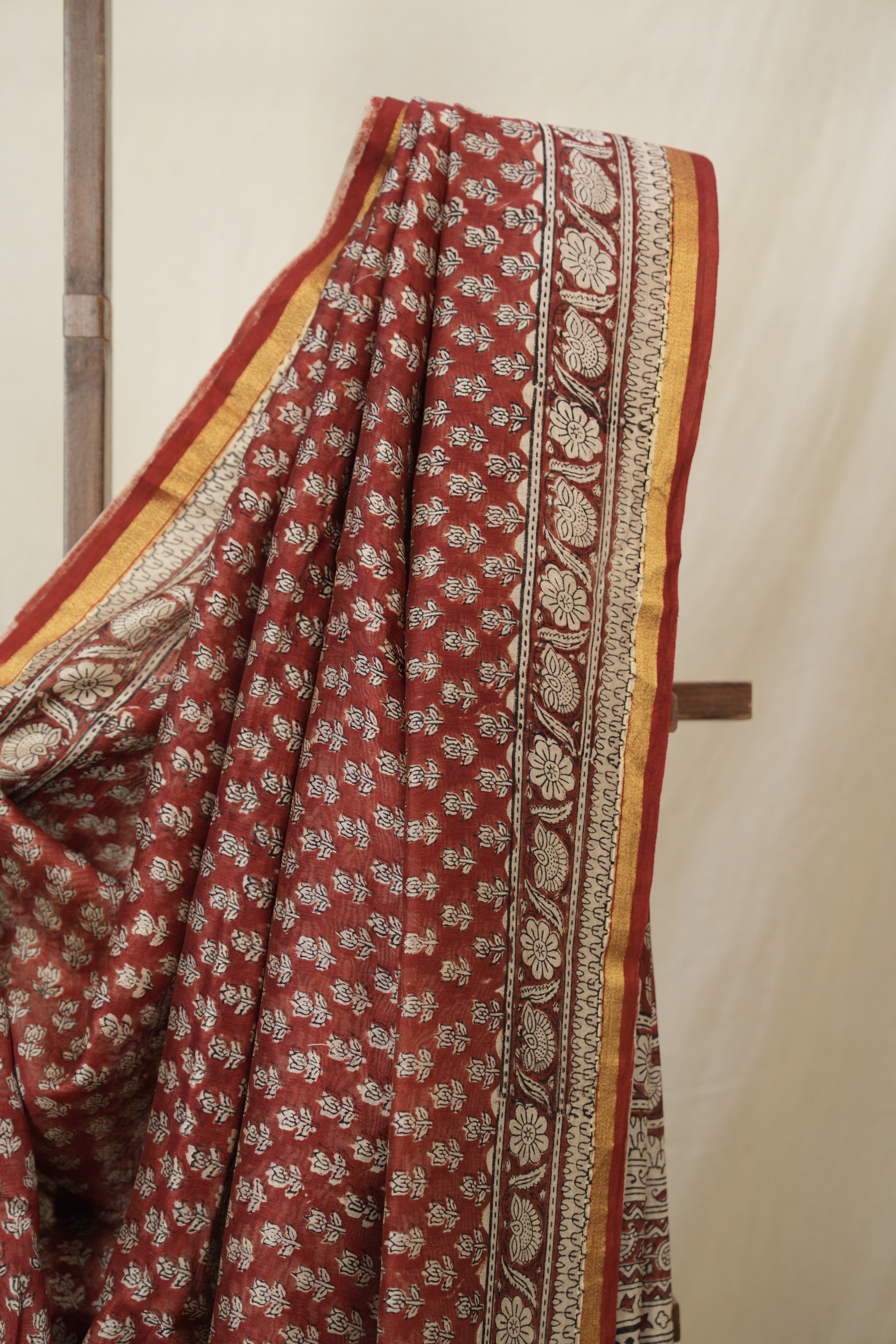 Maroon HBP Cotton Silk Saree With Chanderi Border - SRMCSS1586