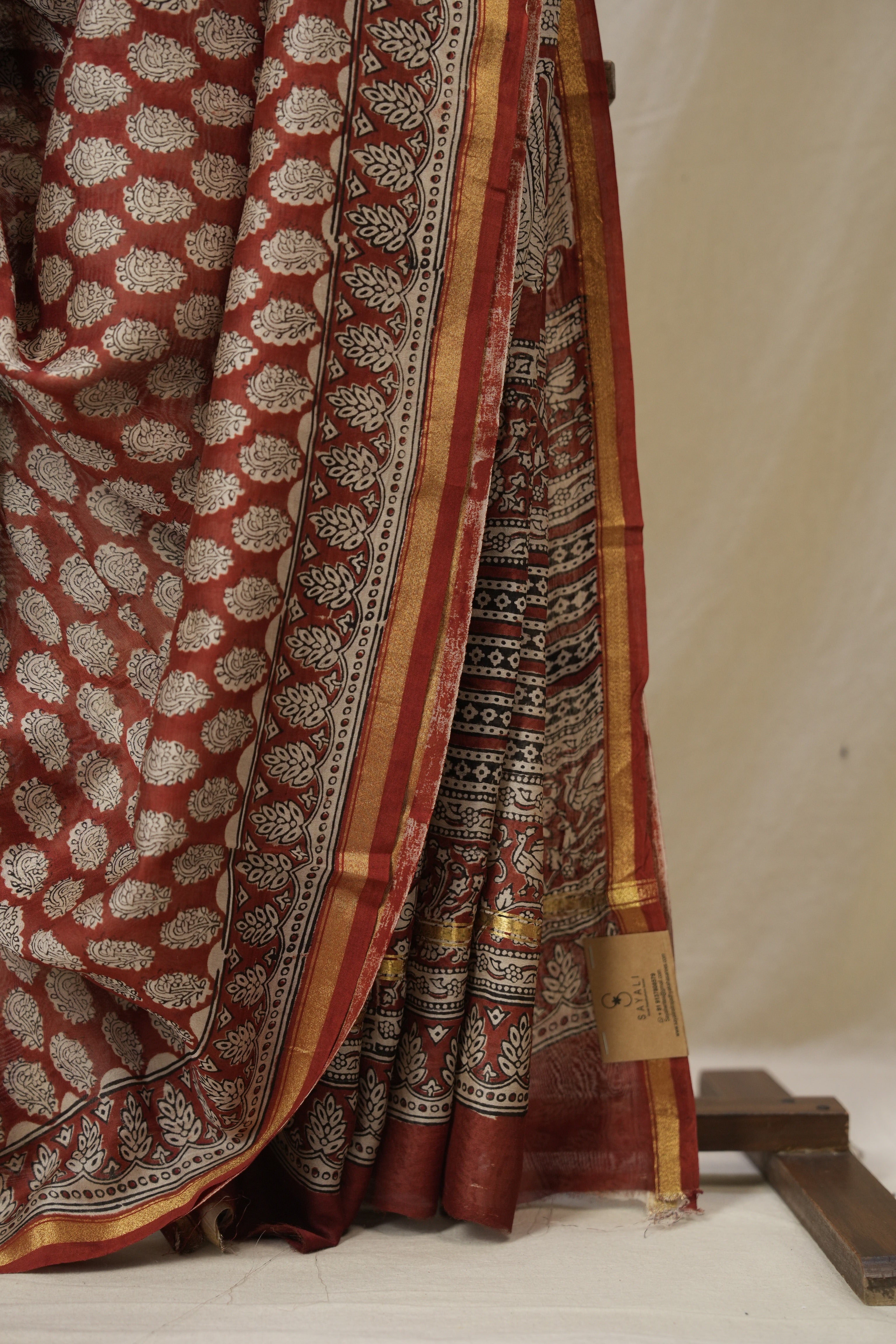 Maroon HBP Cotton Silk Saree With Chanderi Border - SRMCSS1585