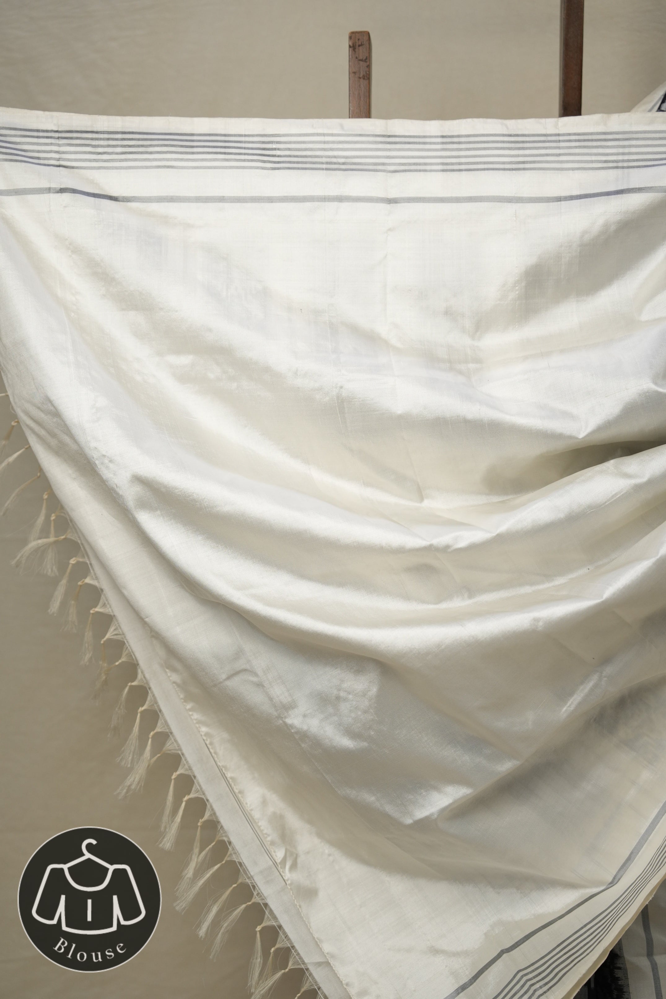 Cream White Pochampalli Silk Ikat Saree - SRCWPSIS241