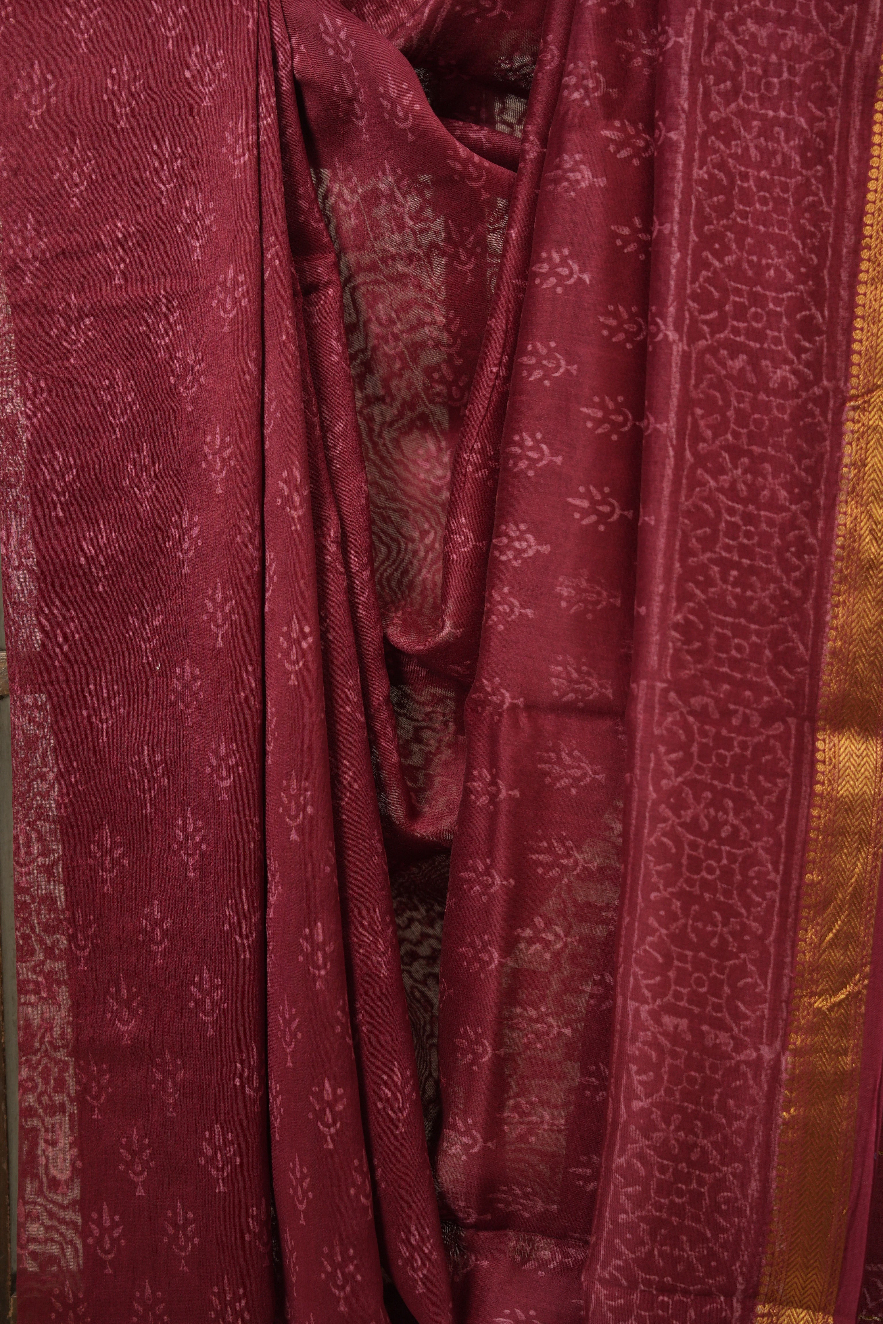 Maroon HBP Cotton Silk Saree With Maheshwari Border - SRMCSS1668