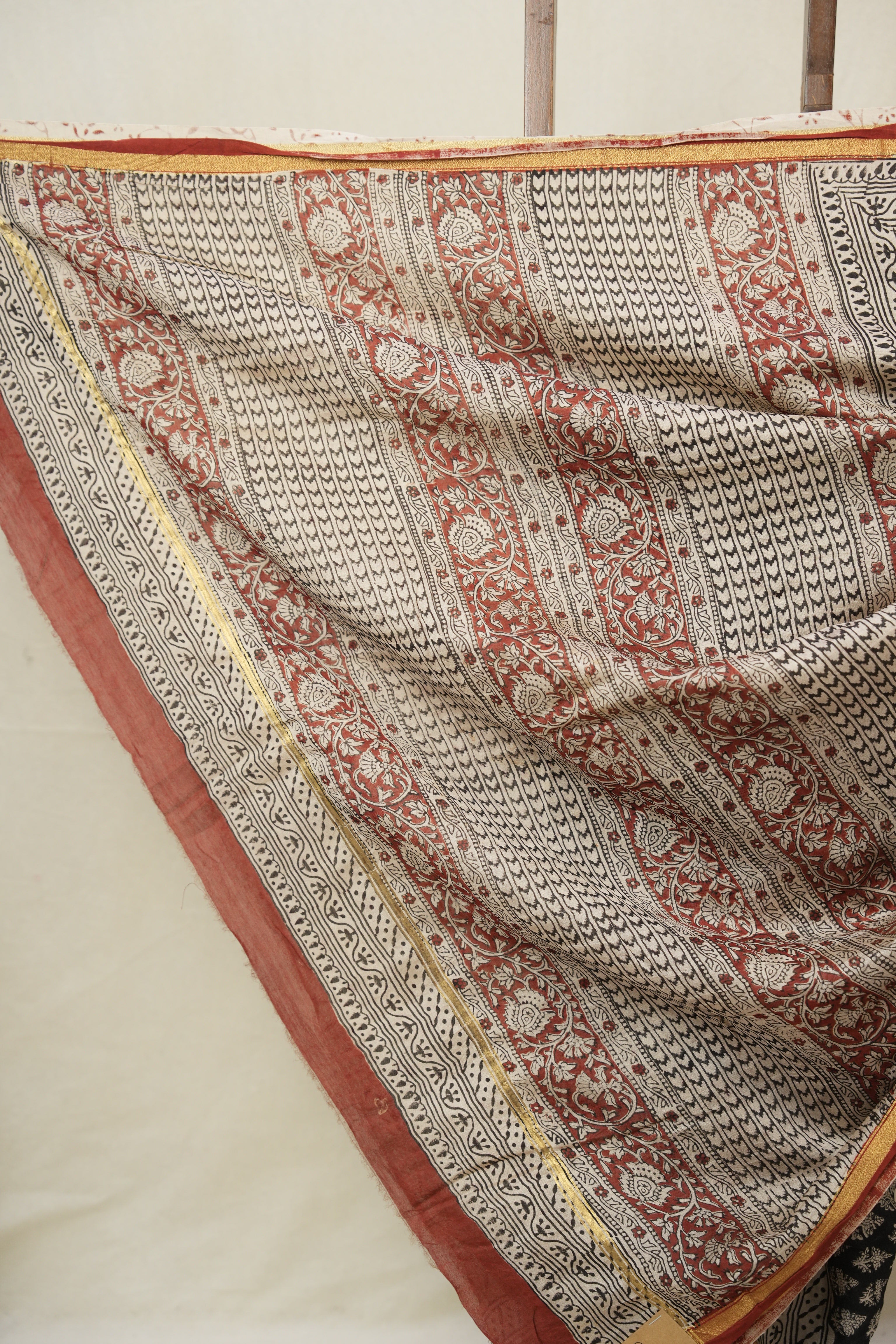 Black HBP Cotton Silk Saree With Chanderi Border - SRBCSS1582
