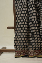 Black HBP Cotton Silk Saree With Maheshwari Border - SRBCSS1666