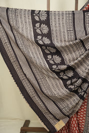 Red HBP Modal Silk Saree - SRRSMS682