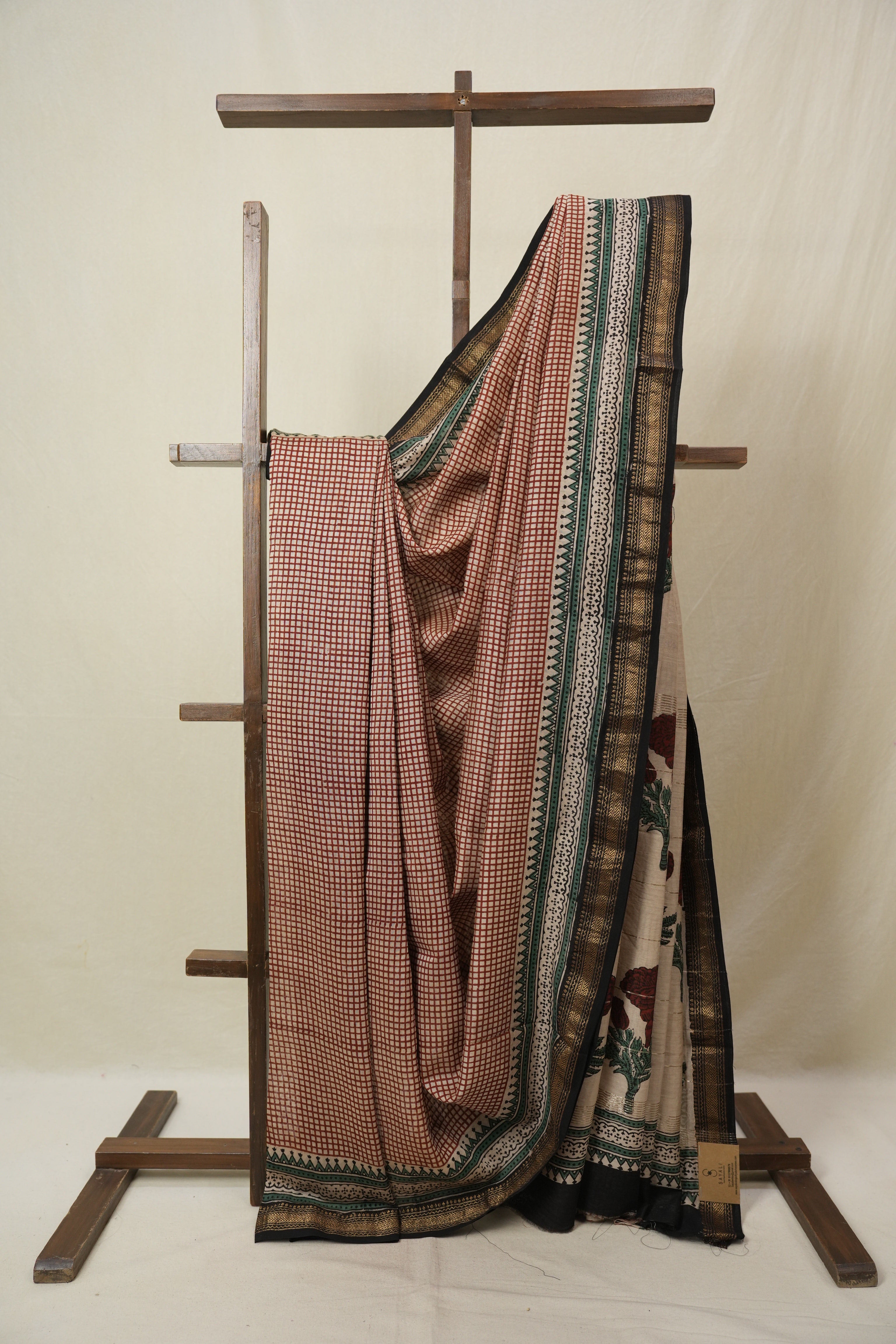 Beige HBP Cotton Silk Saree With Maheshwari Border - SRBCSS1665