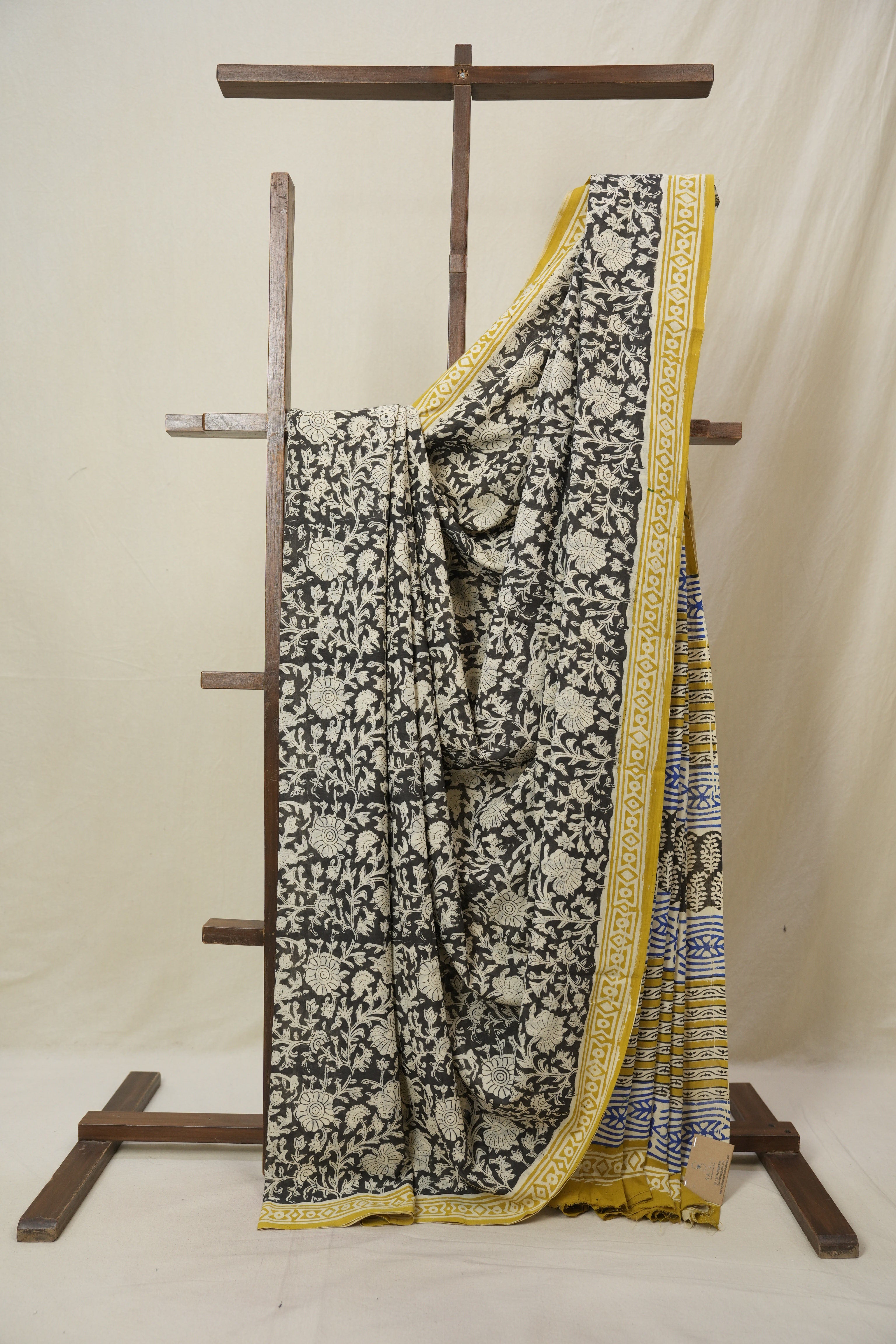 Black HBP Cotton Saree - SRBCS3384