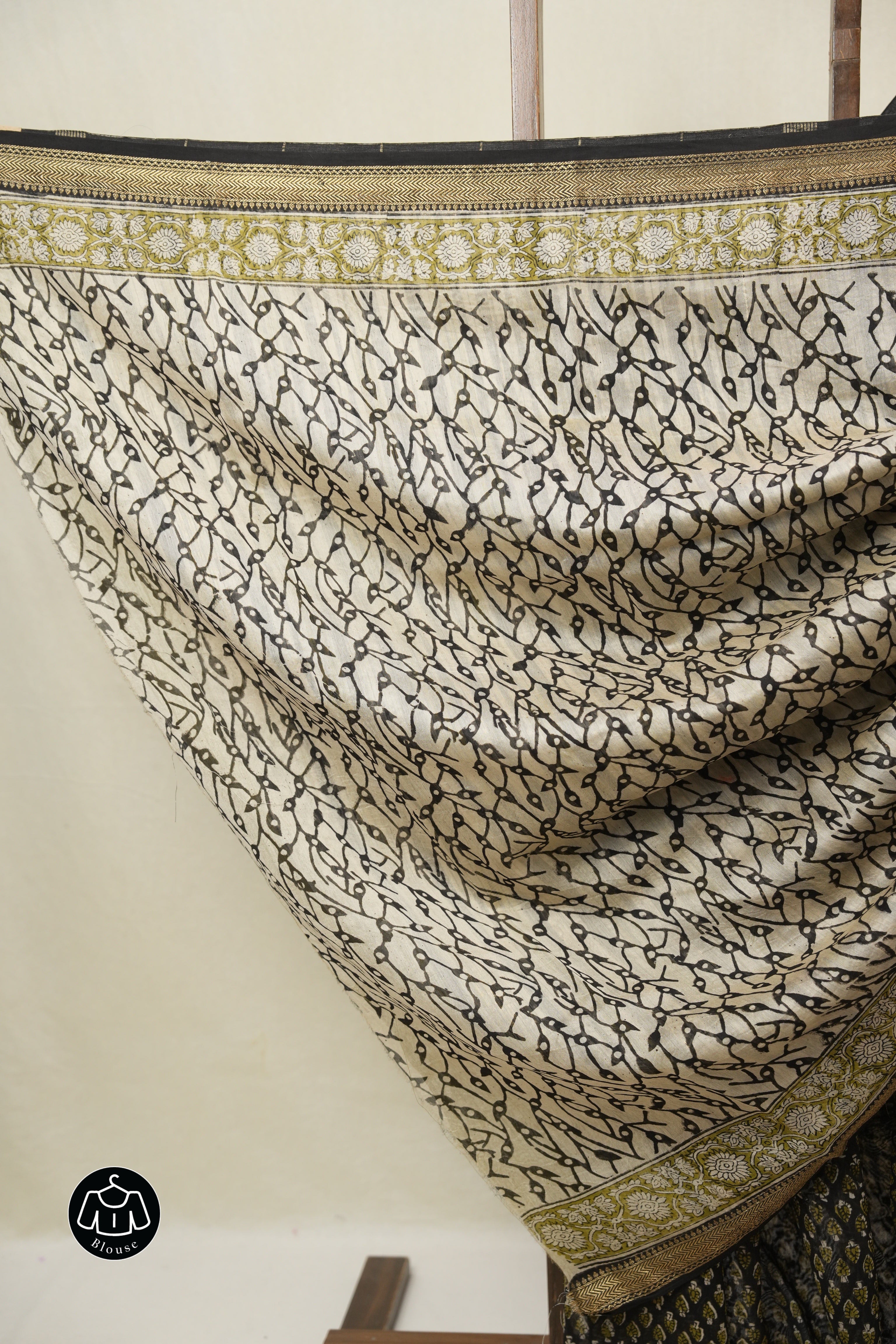 Black HBP Cotton Silk Saree With Maheshwari Border - SRBCSS1664