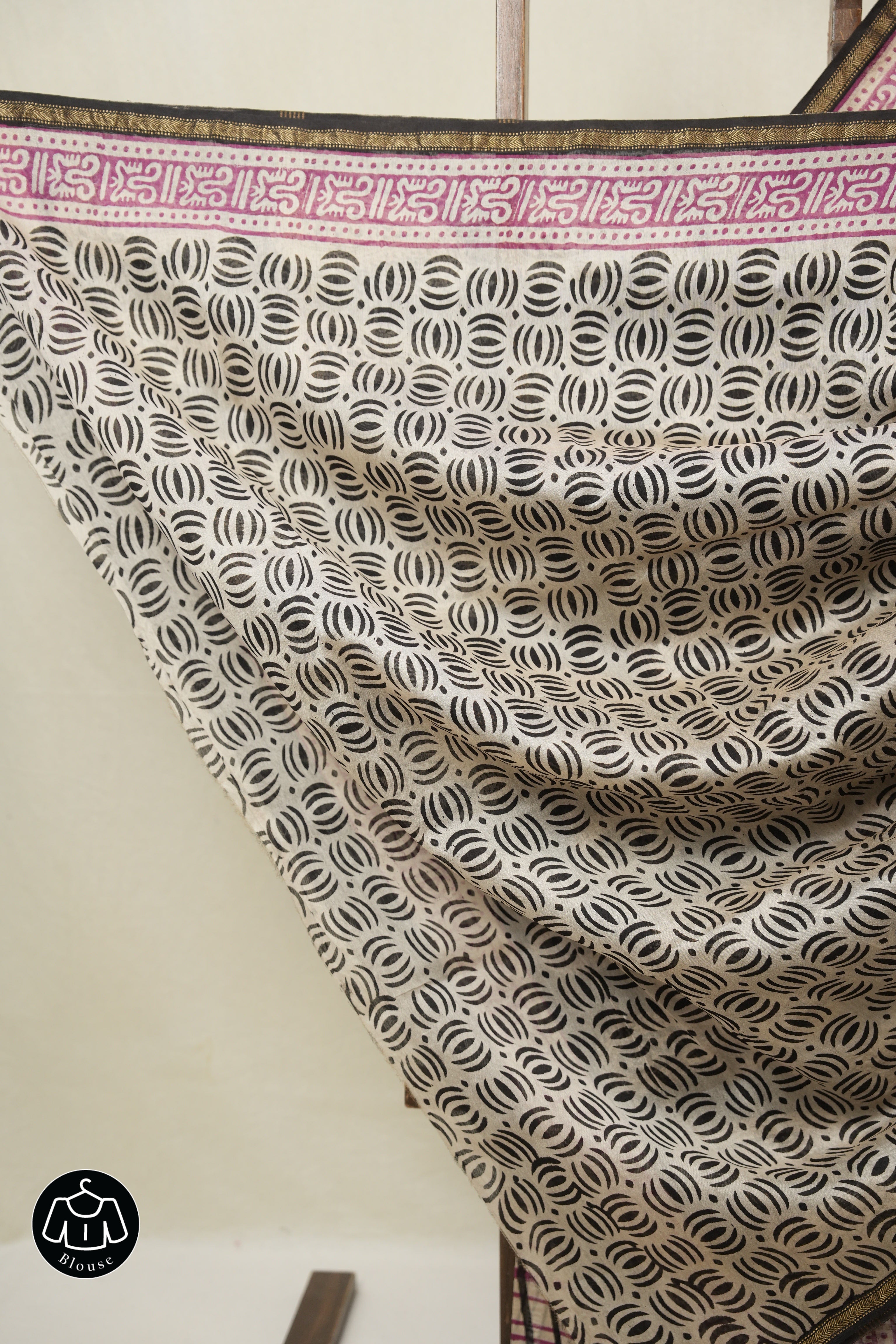 Beige HBP Cotton Silk Saree With Maheshwari Border - SRBCSS1663