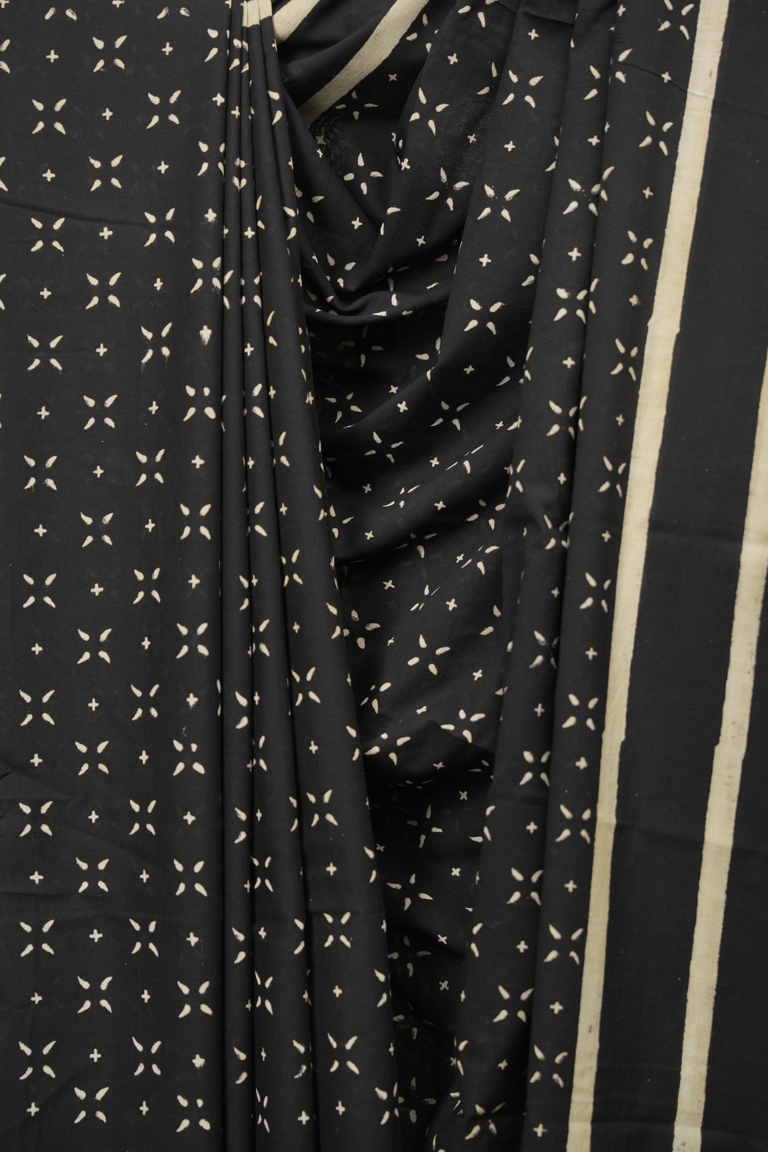 Black HBP Cotton Saree - SRBCS3473