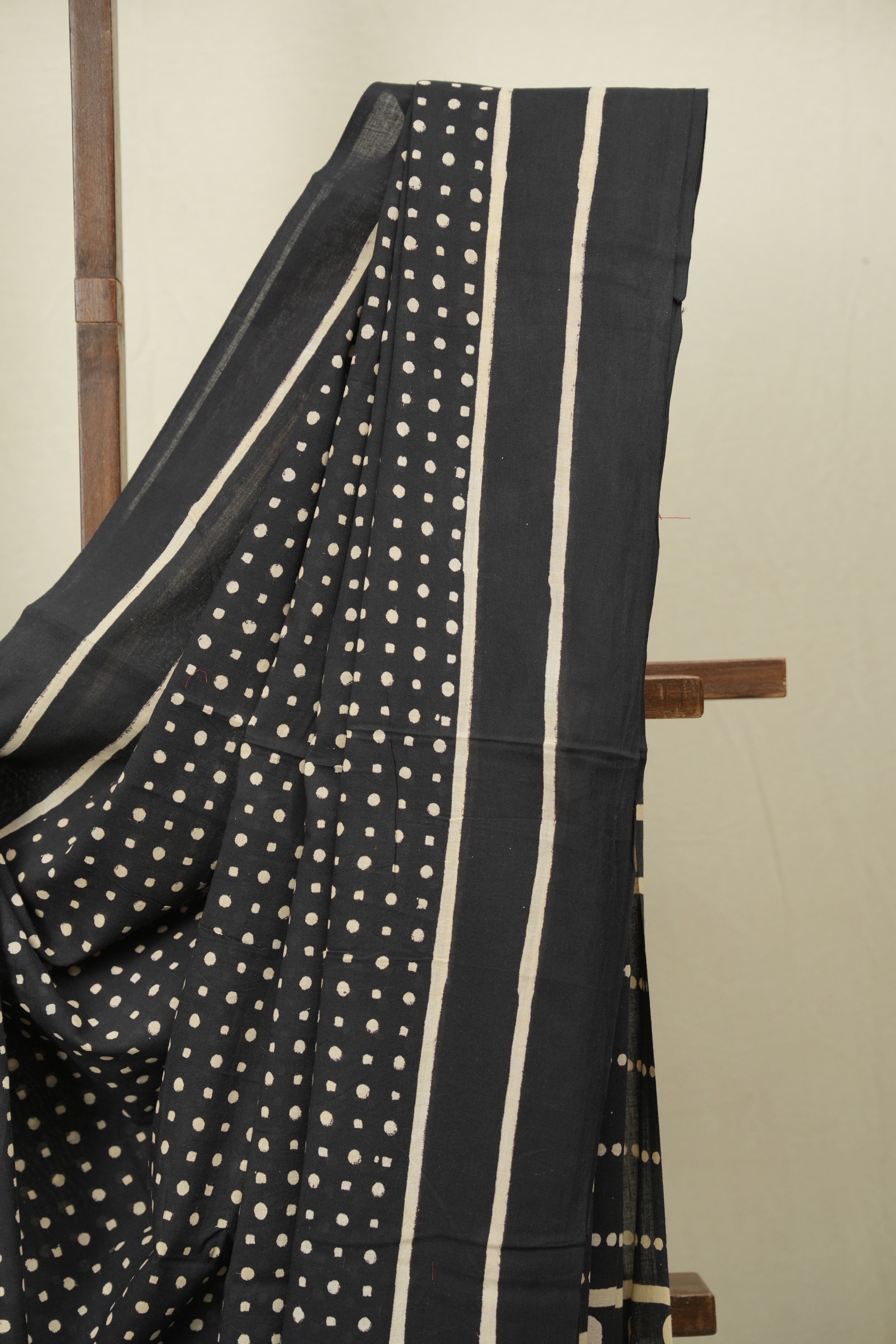 Black HBP Cotton Saree - SRBCS3468