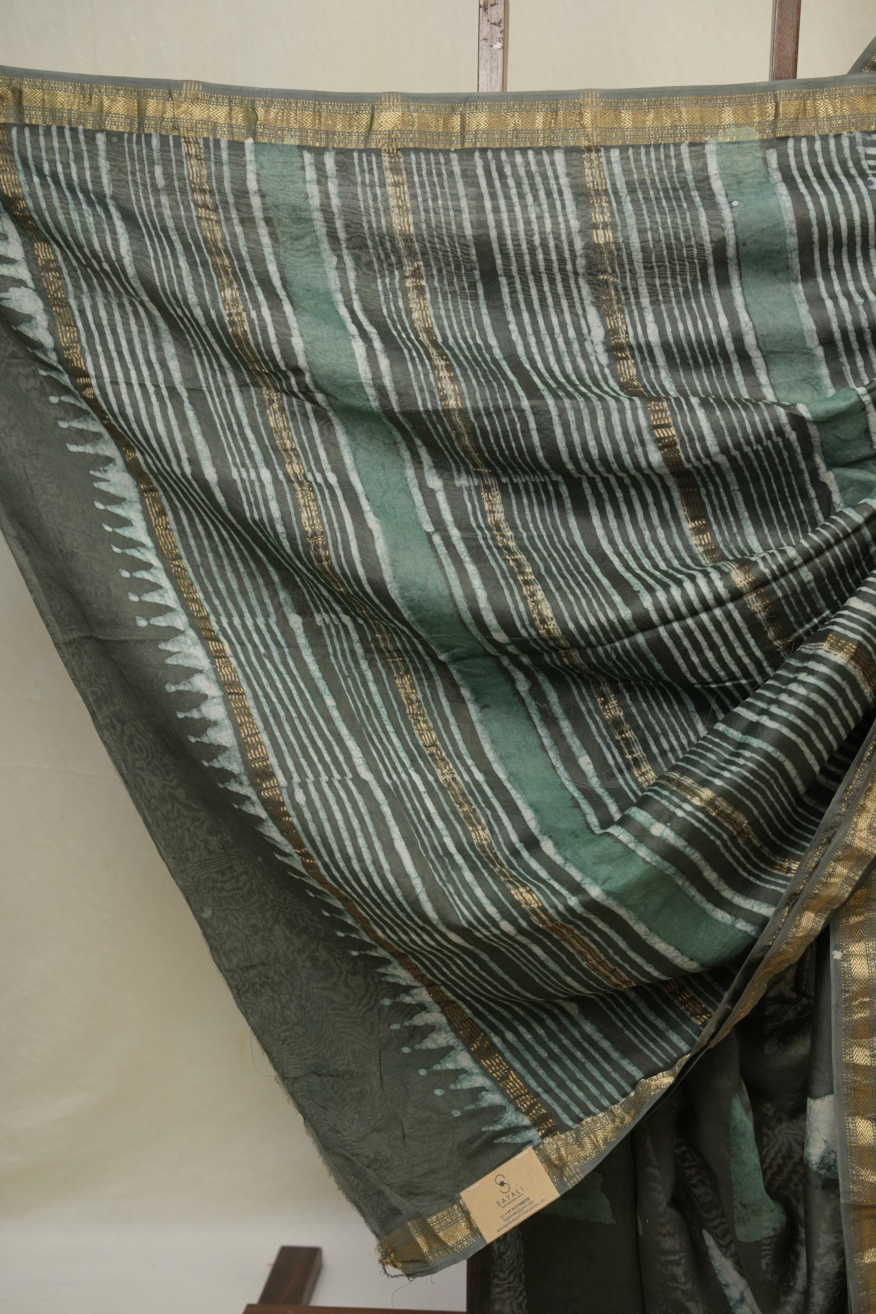 Sage Green HBP Cotton Silk Saree With Maheshwari Border - SRSGCSS1634