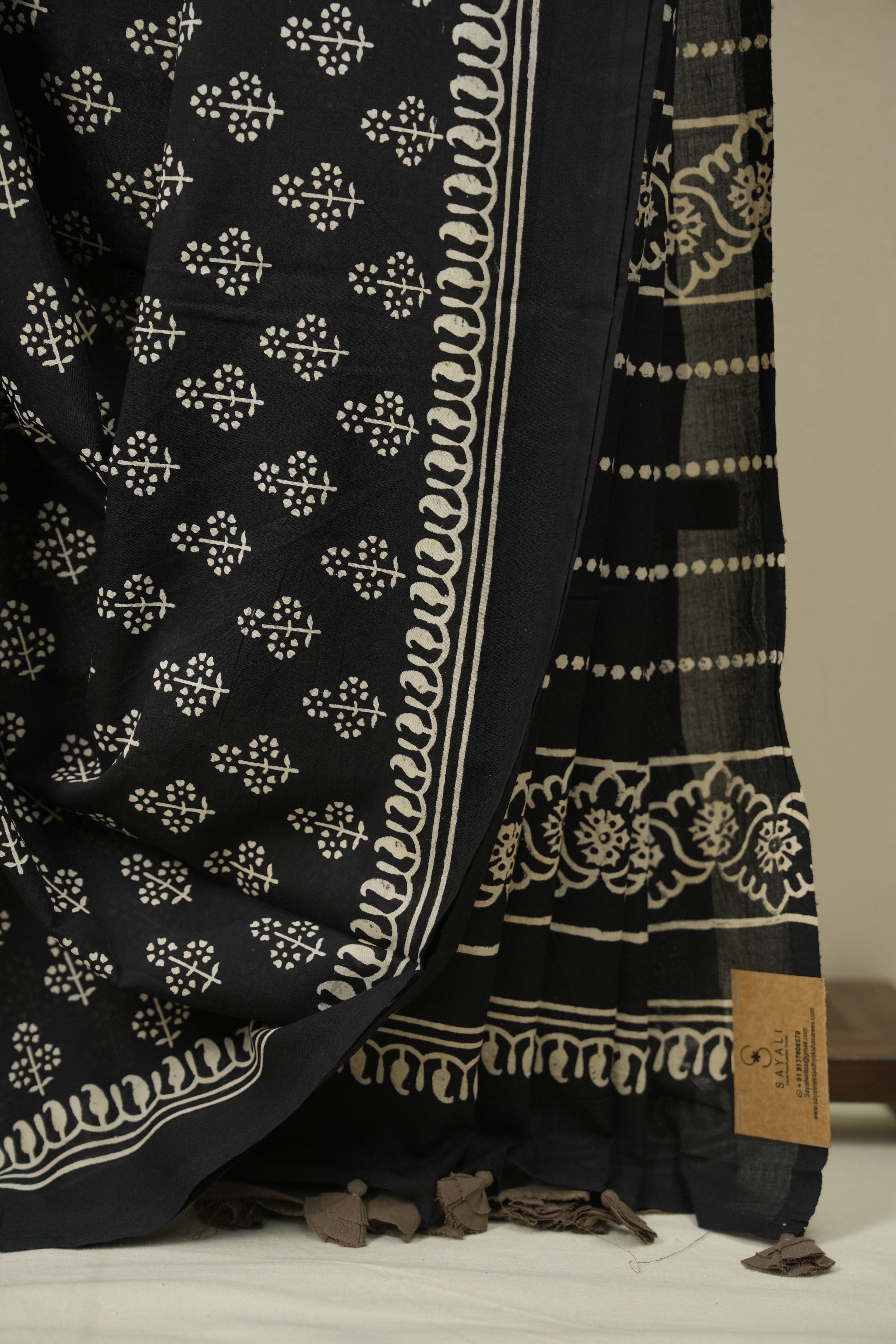 Black HBP Cotton Saree - SRBCS3482