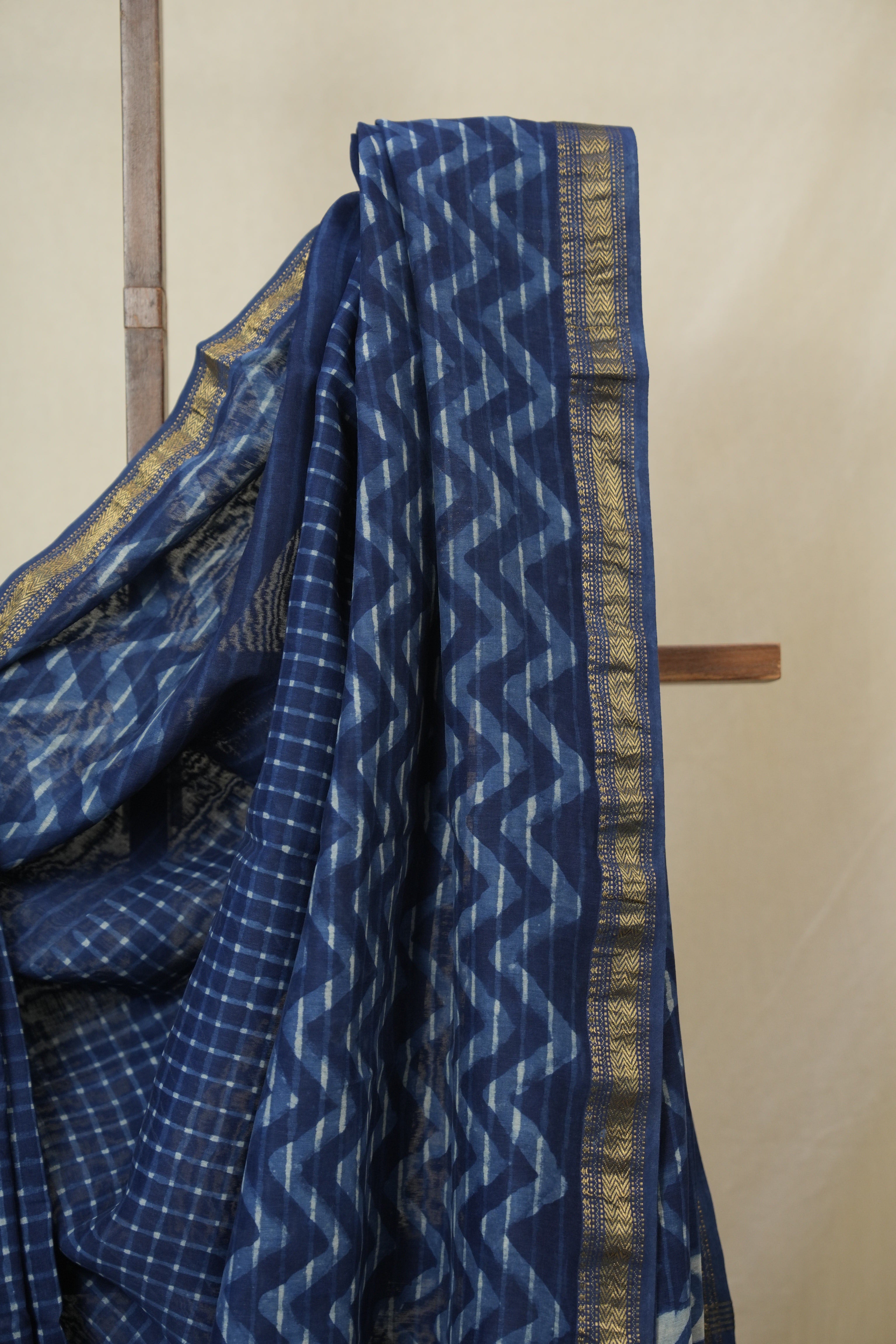 Blue HBP Cotton Silk Saree With Maheshwari Border - SRBCSS1629