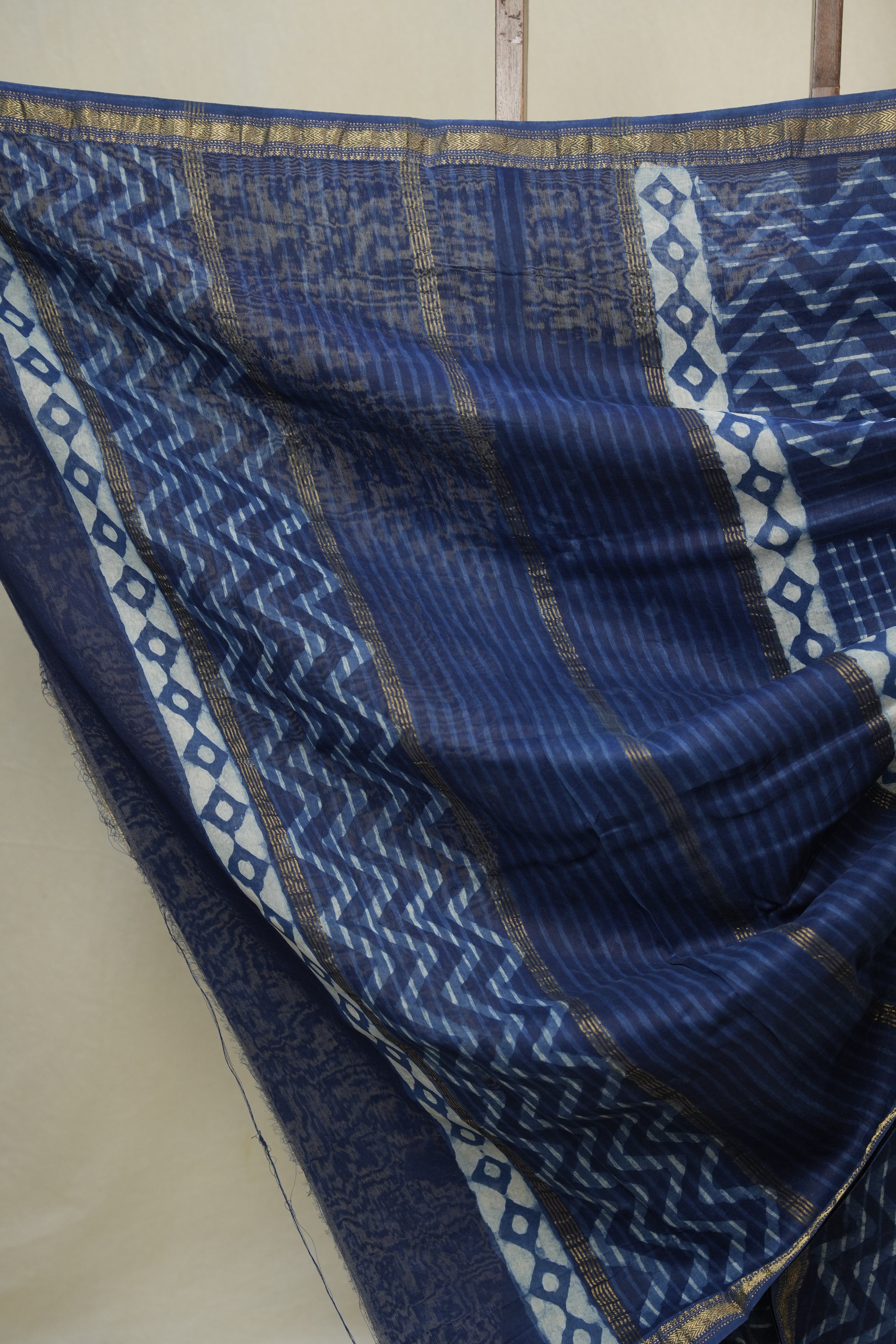 Blue HBP Cotton Silk Saree With Maheshwari Border - SRBCSS1629