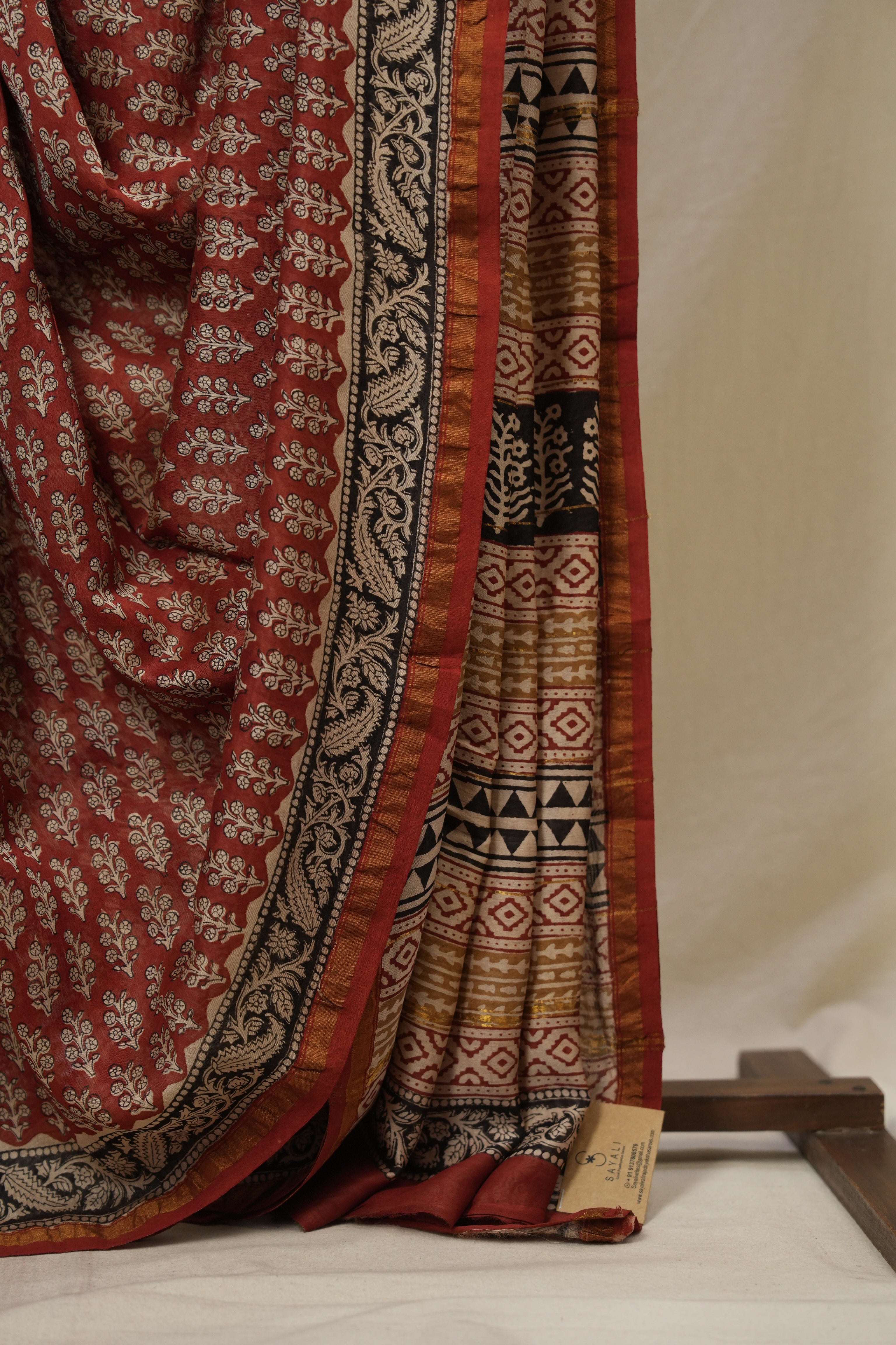 Maroon HBP Cotton Silk Saree With Chanderi Border - SRMCSS1622
