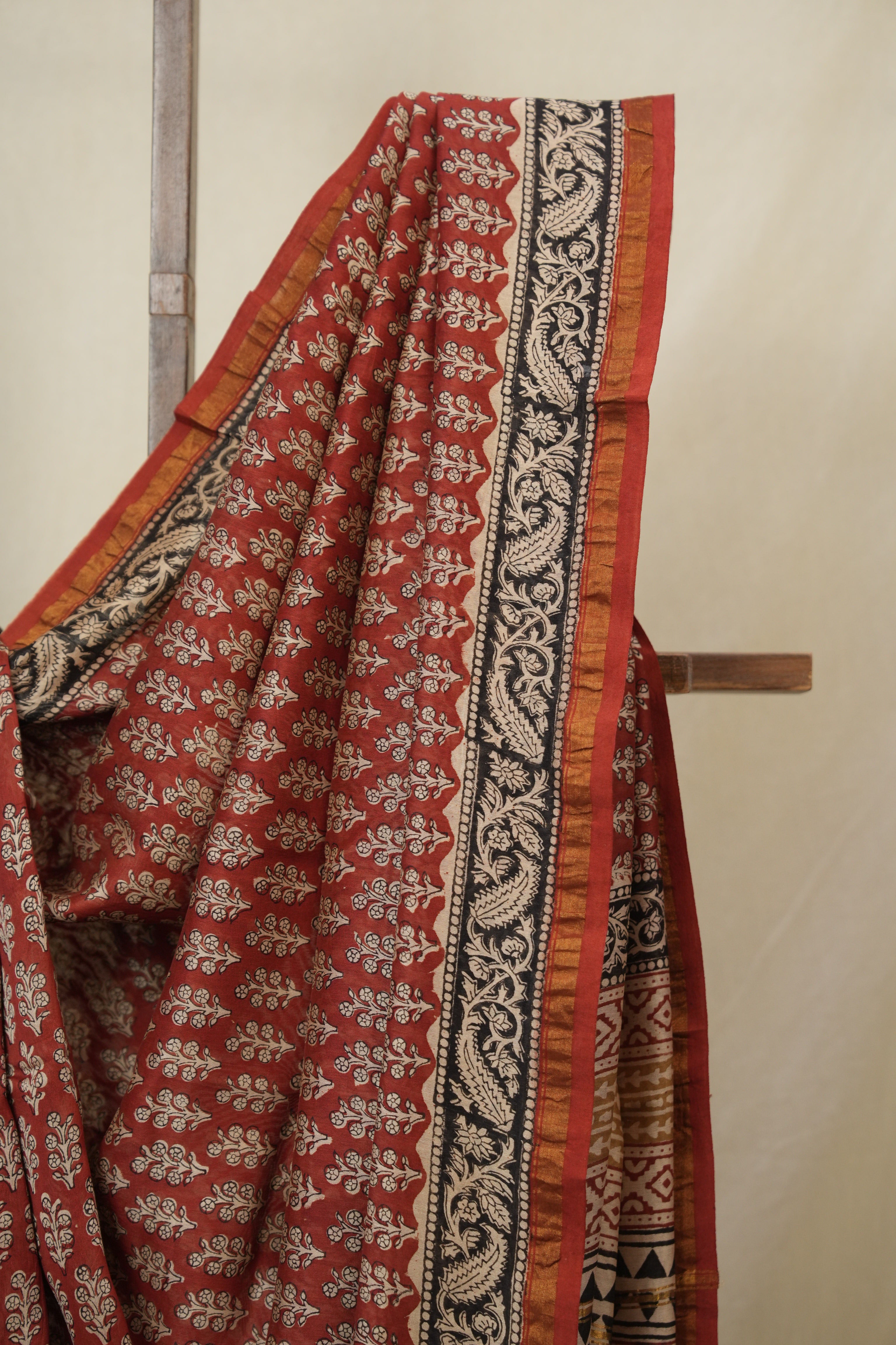 Maroon HBP Cotton Silk Saree With Chanderi Border - SRMCSS1622