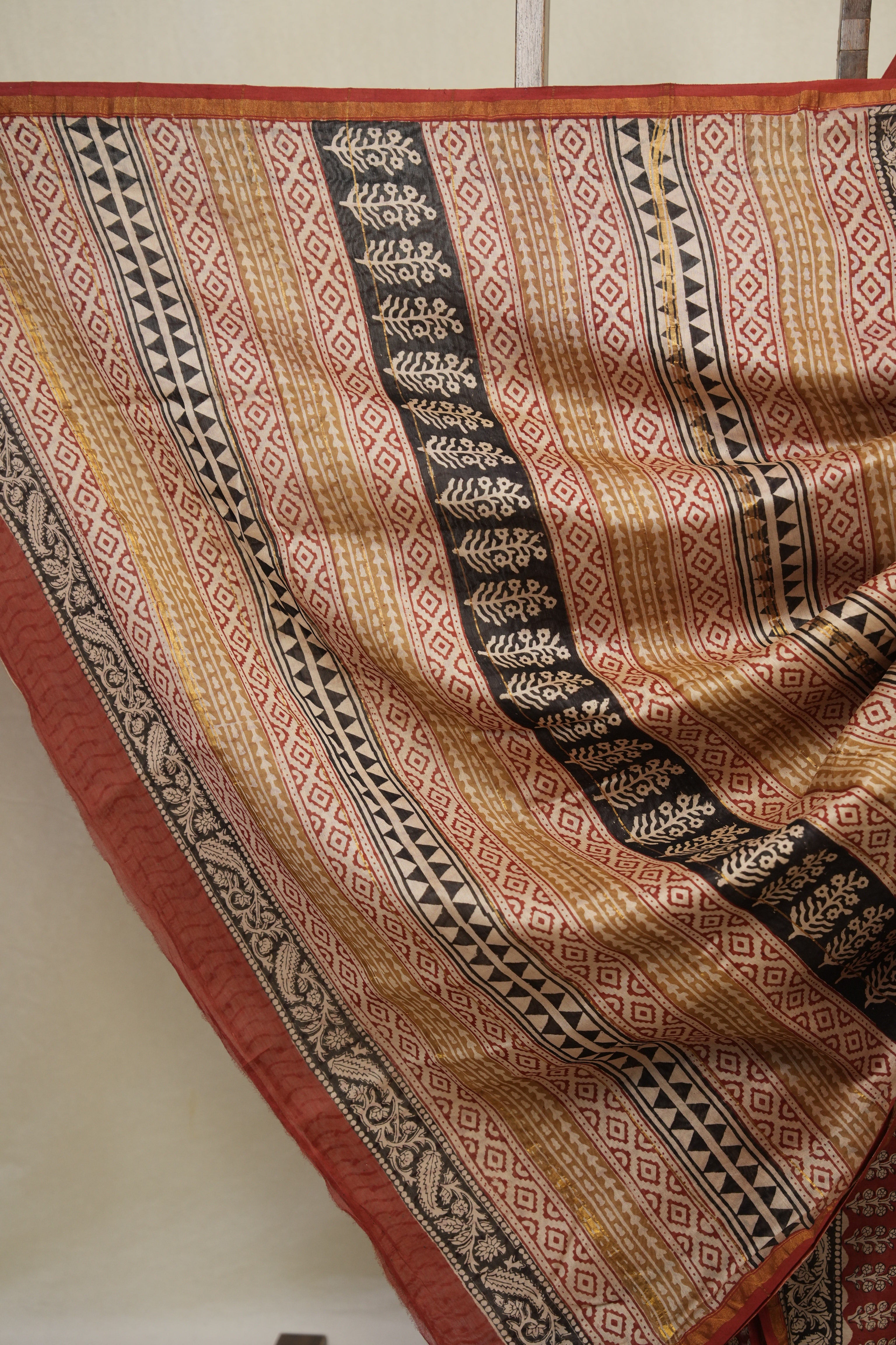Maroon HBP Cotton Silk Saree With Chanderi Border - SRMCSS1622