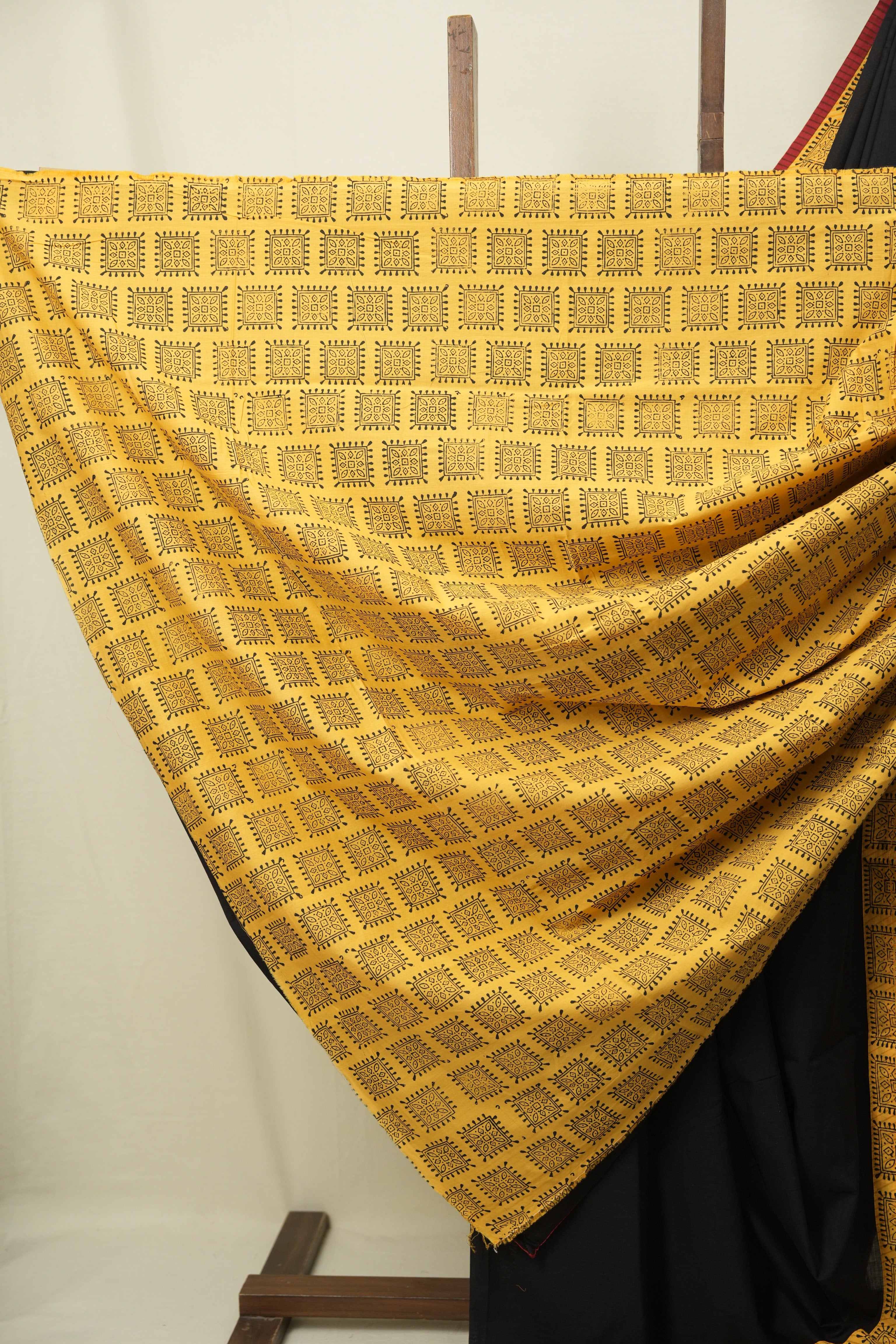 Black HBP Cotton Saree - SRBCS3462