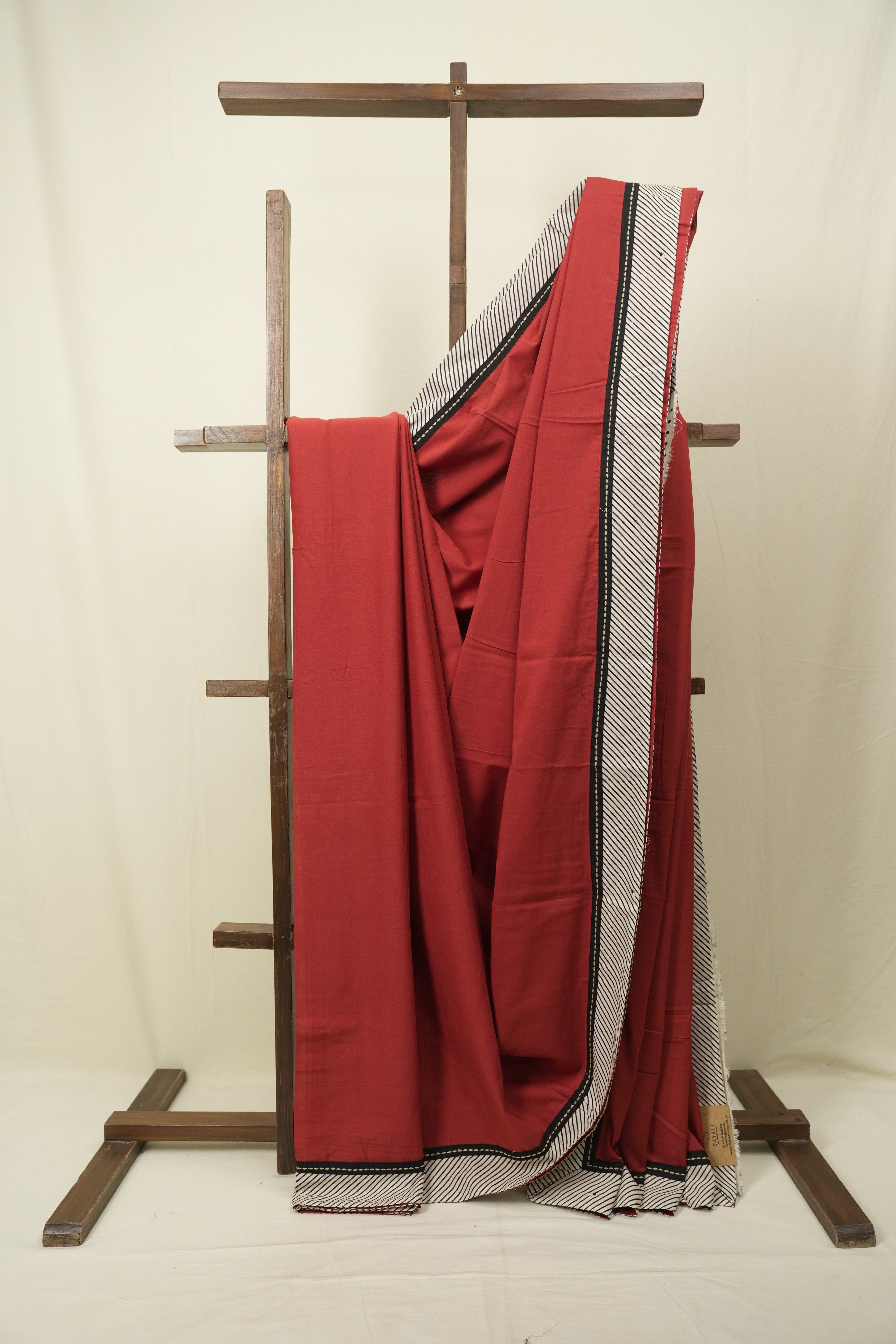 Fade Red HBP Cotton Saree - SRFRCS3466