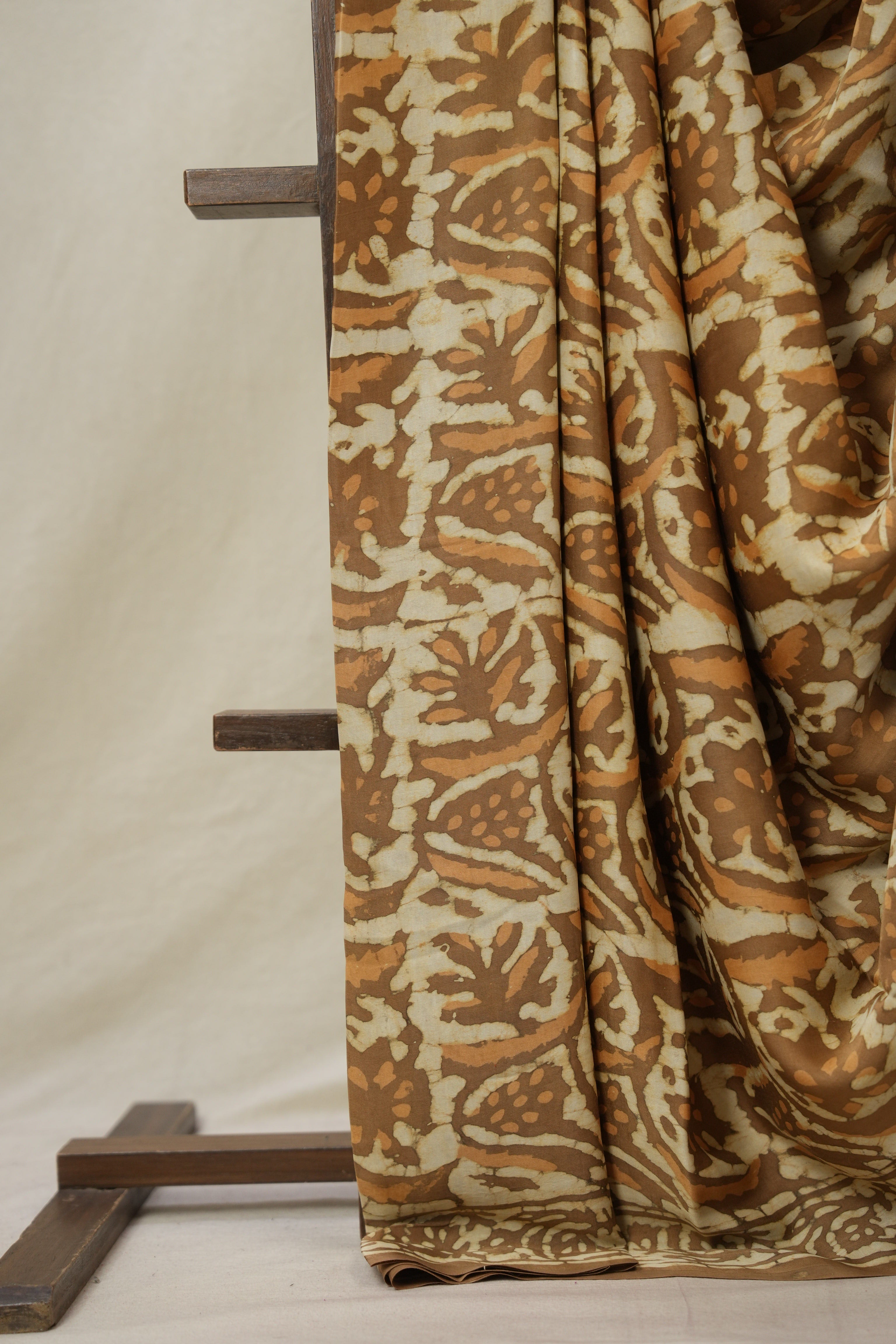 Beige Brown HBP Modal Silk Saree - SRBBMSS523