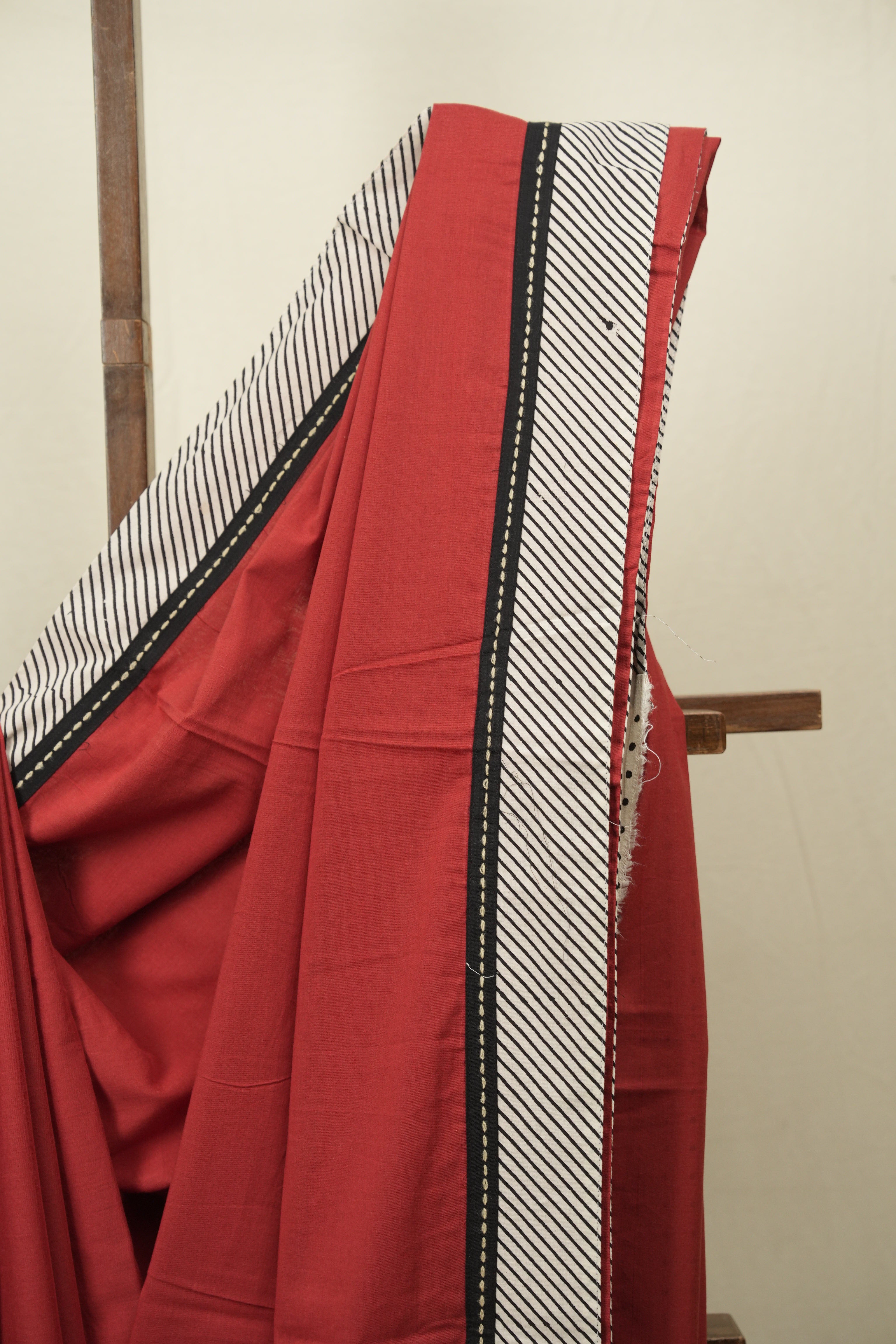 Fade Red HBP Cotton Saree - SRFRCS3466