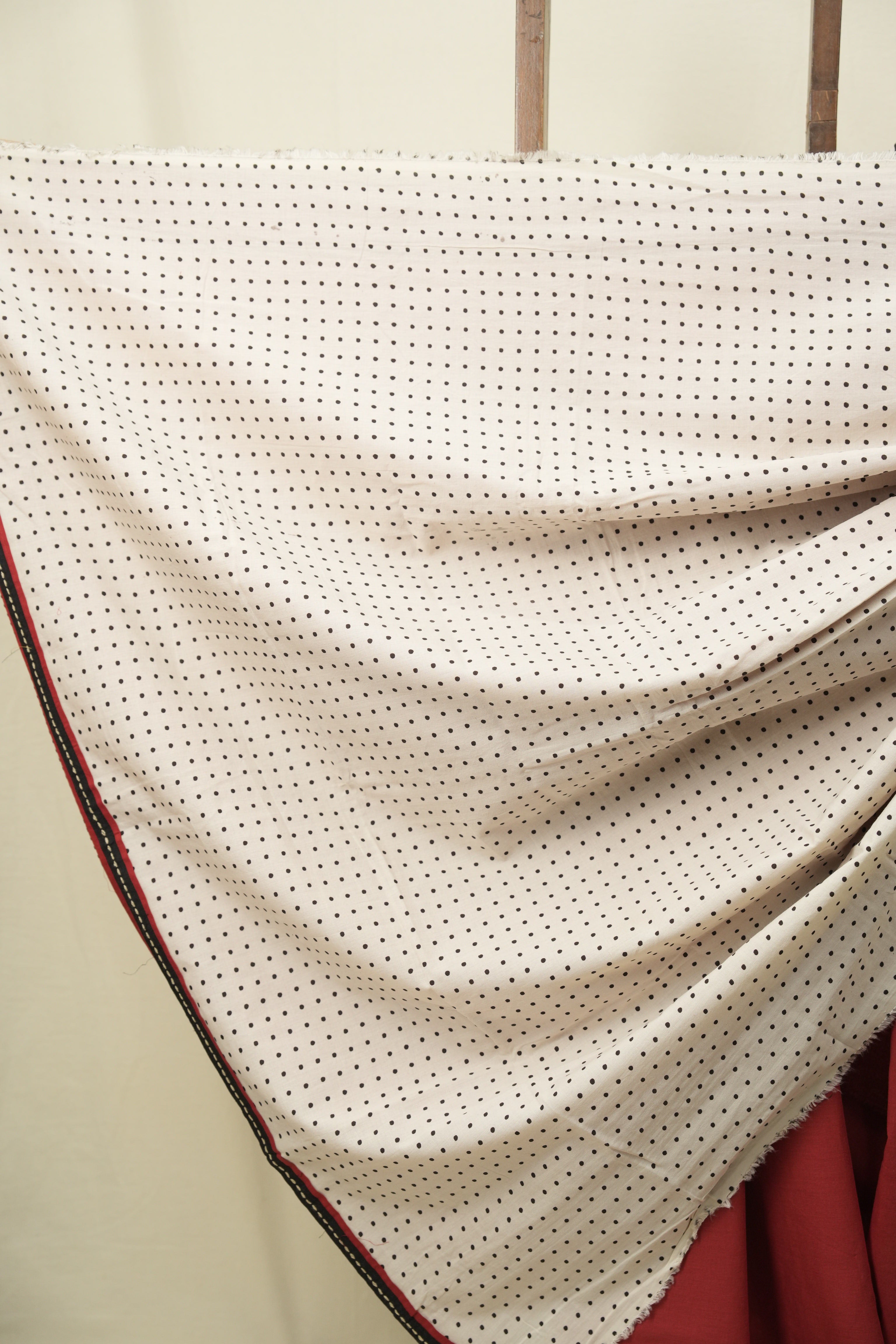 Fade Red HBP Cotton Saree - SRFRCS3466