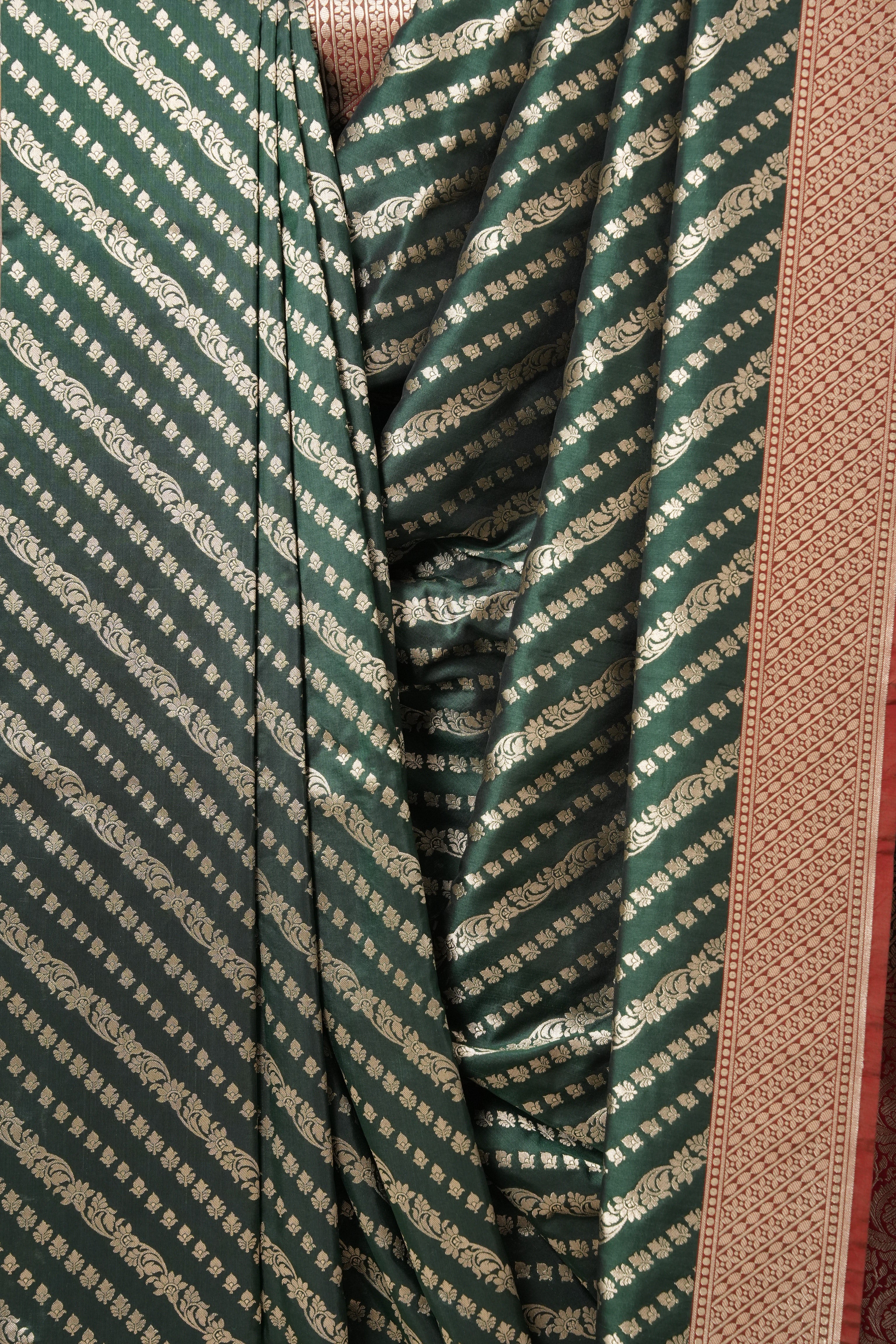 Green Banarasi Silk Saree-SRGBSS384