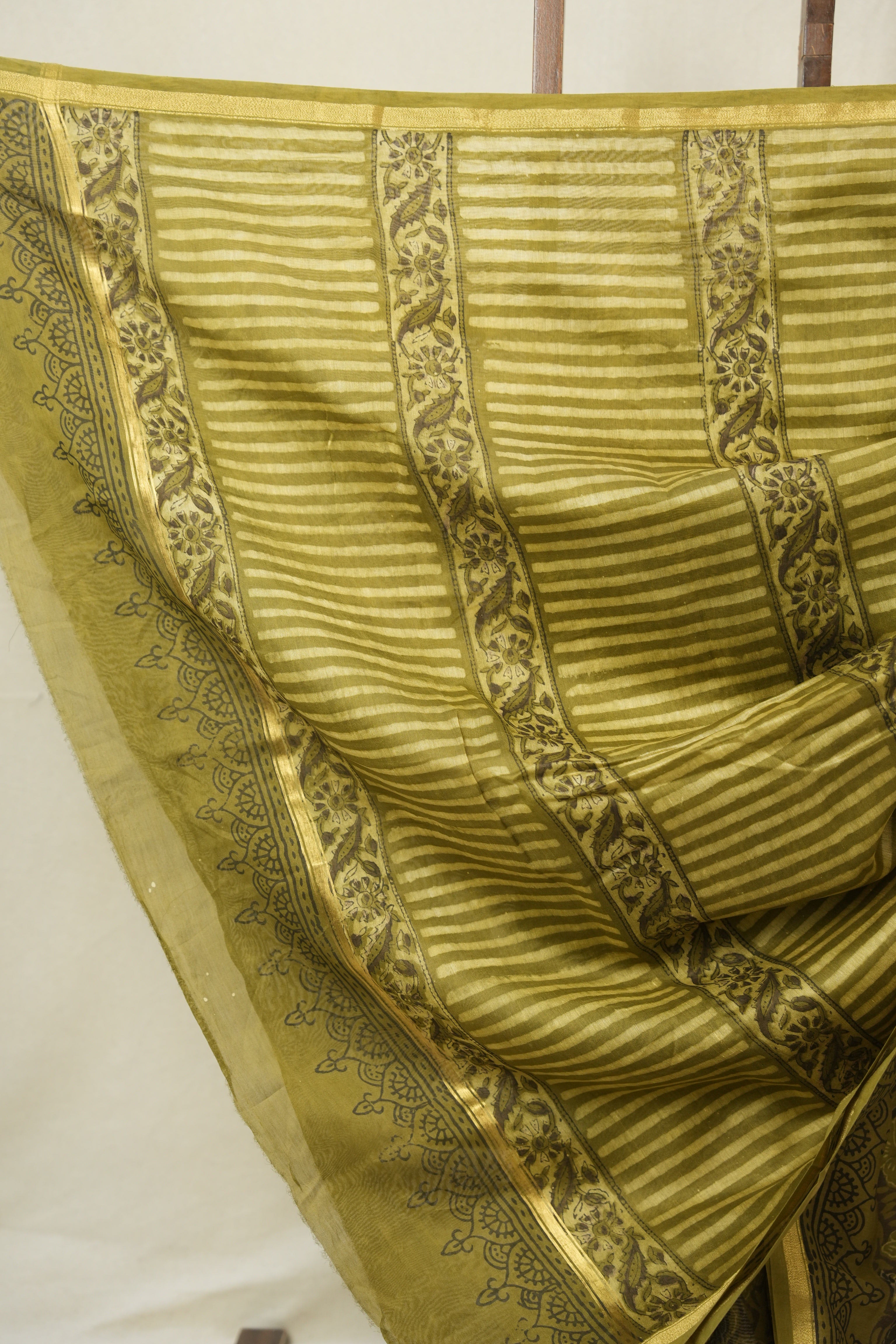 Mehendi Green HBP Cotton Silk Saree With Chanderi Border - SRMGBCSS1593