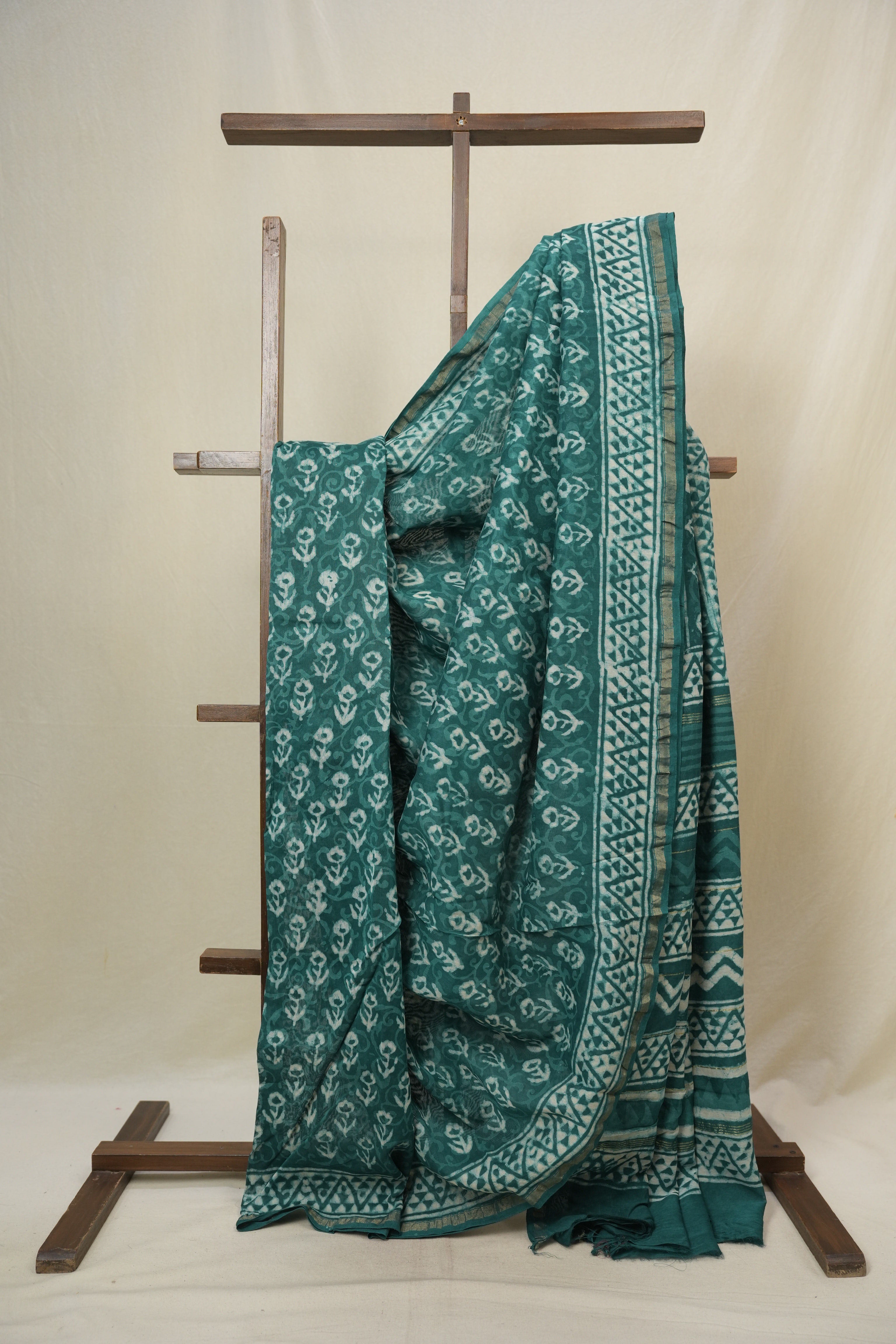 Green HBP Cotton Silk Saree With Chanderi Border - SRGCSS1655