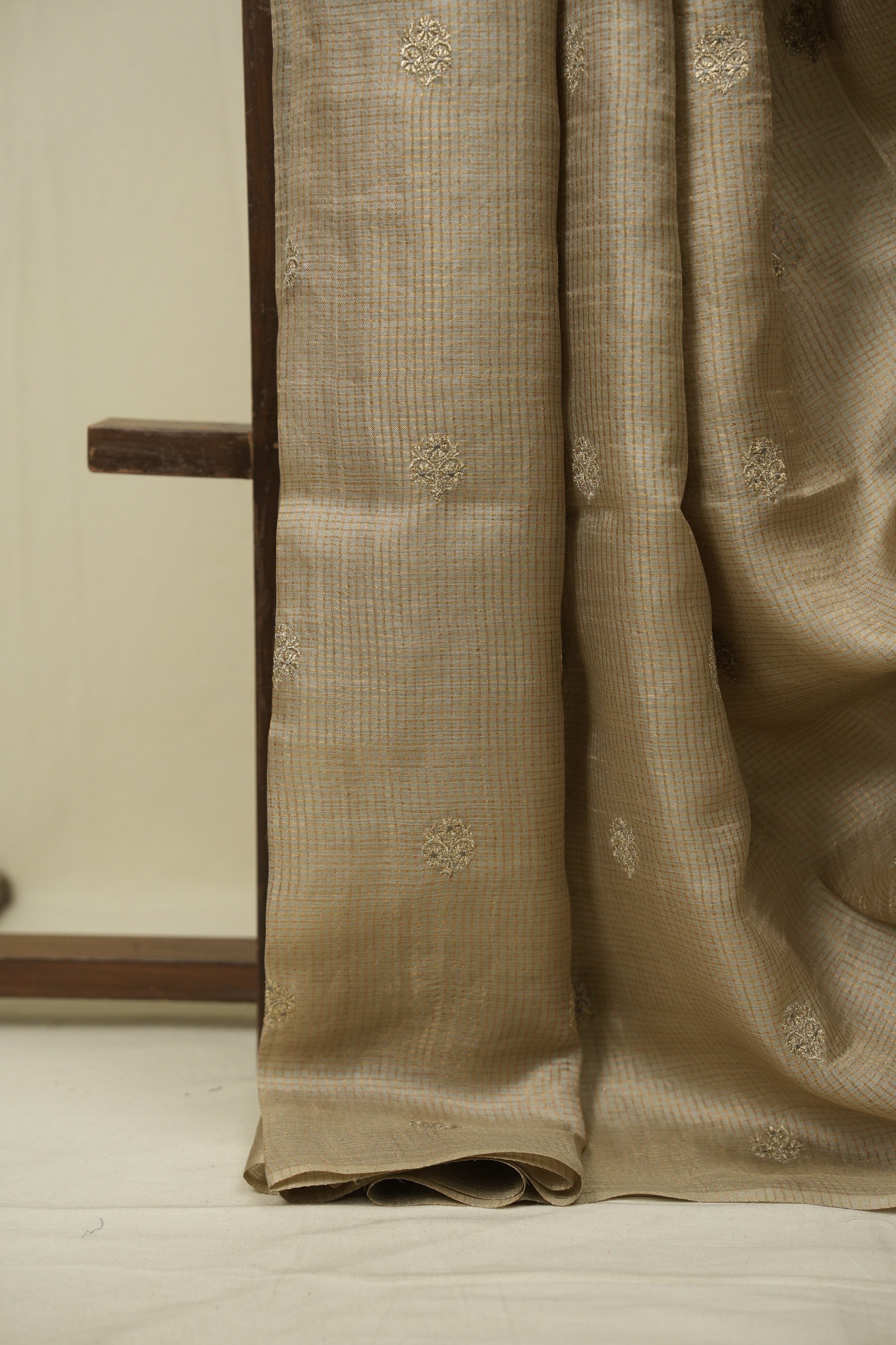 Beige Machine Embroidered Tussar Silk Saree - SRBMETSS1560
