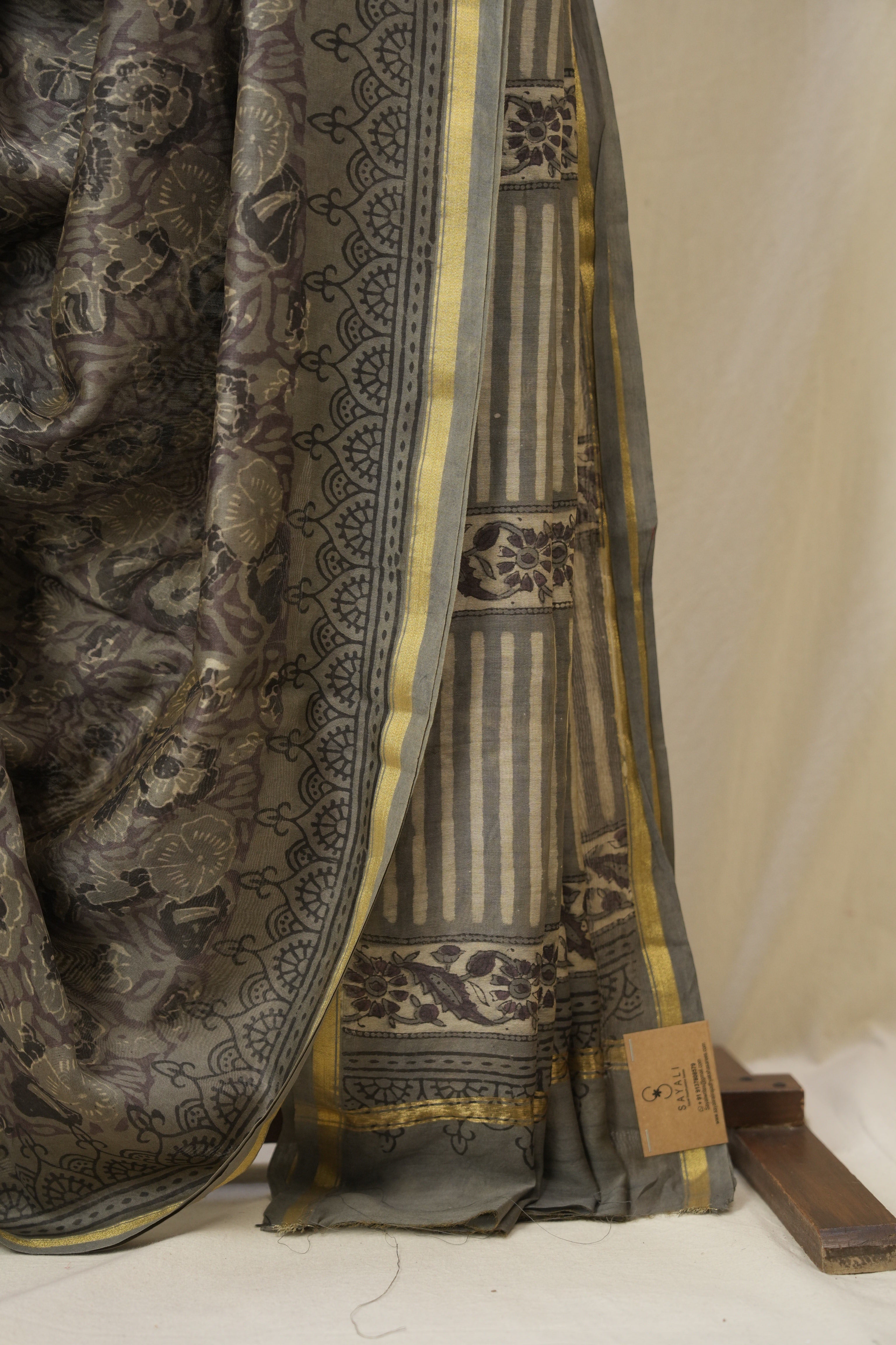 Grey HBP Cotton Silk Saree With Chanderi Border - SRGCSS1597