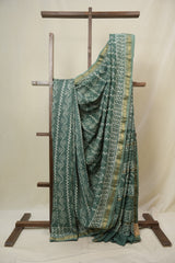 Green HBP Cotton Silk Saree With Maheshwari Border - SRGCSS1645
