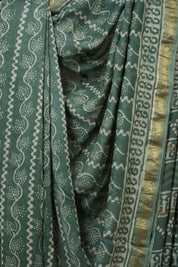 Green HBP Cotton Silk Saree With Maheshwari Border - SRGCSS1645