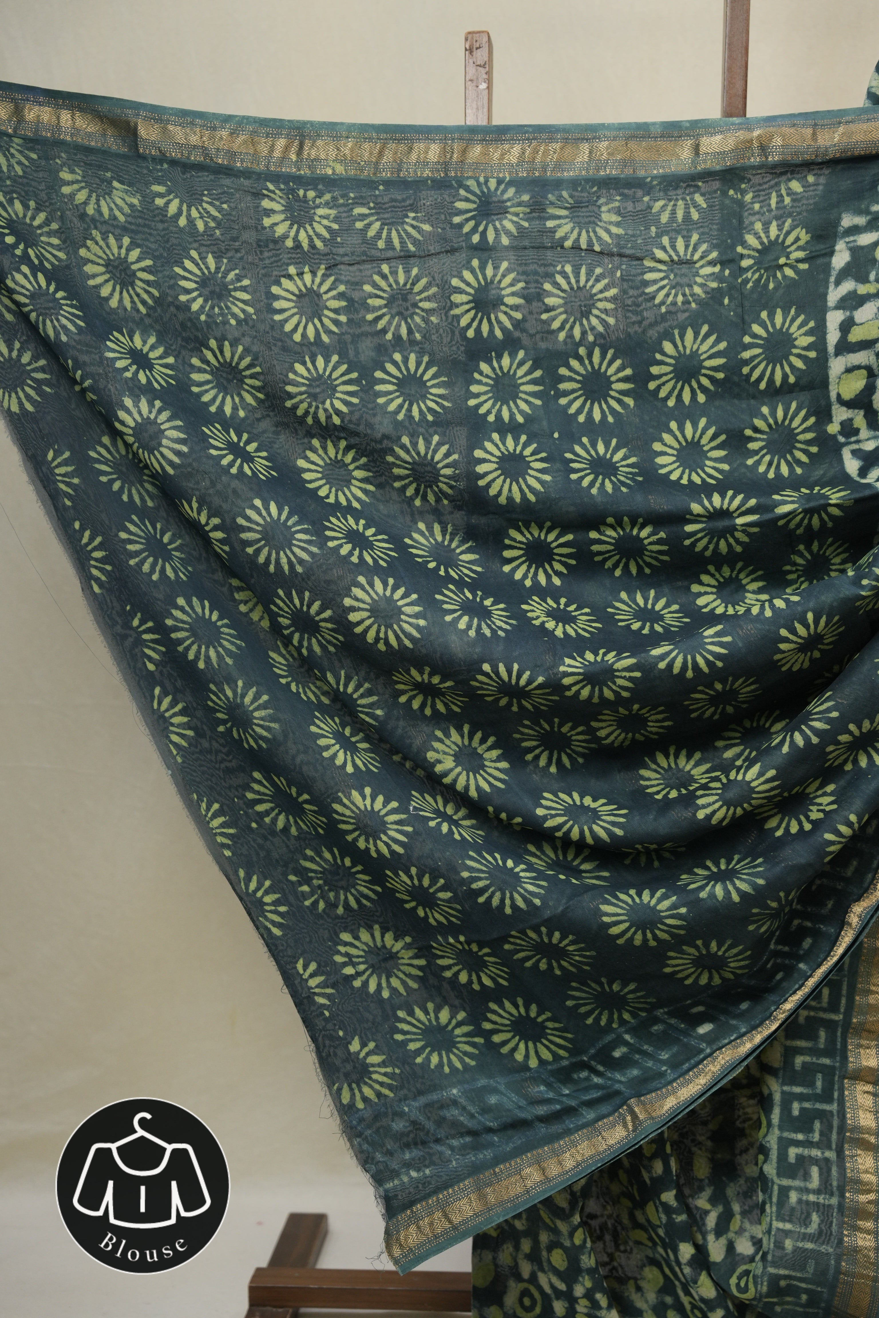 Green HBP Cotton Silk Saree With Maheshwari Border - SRGCSS1644