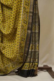 Yellow HBP Cotton Silk Saree With Maheshwari Border - SRYCSS1640
