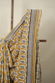 Olive Green White HBP Cotton Saree - SROGWCS2811