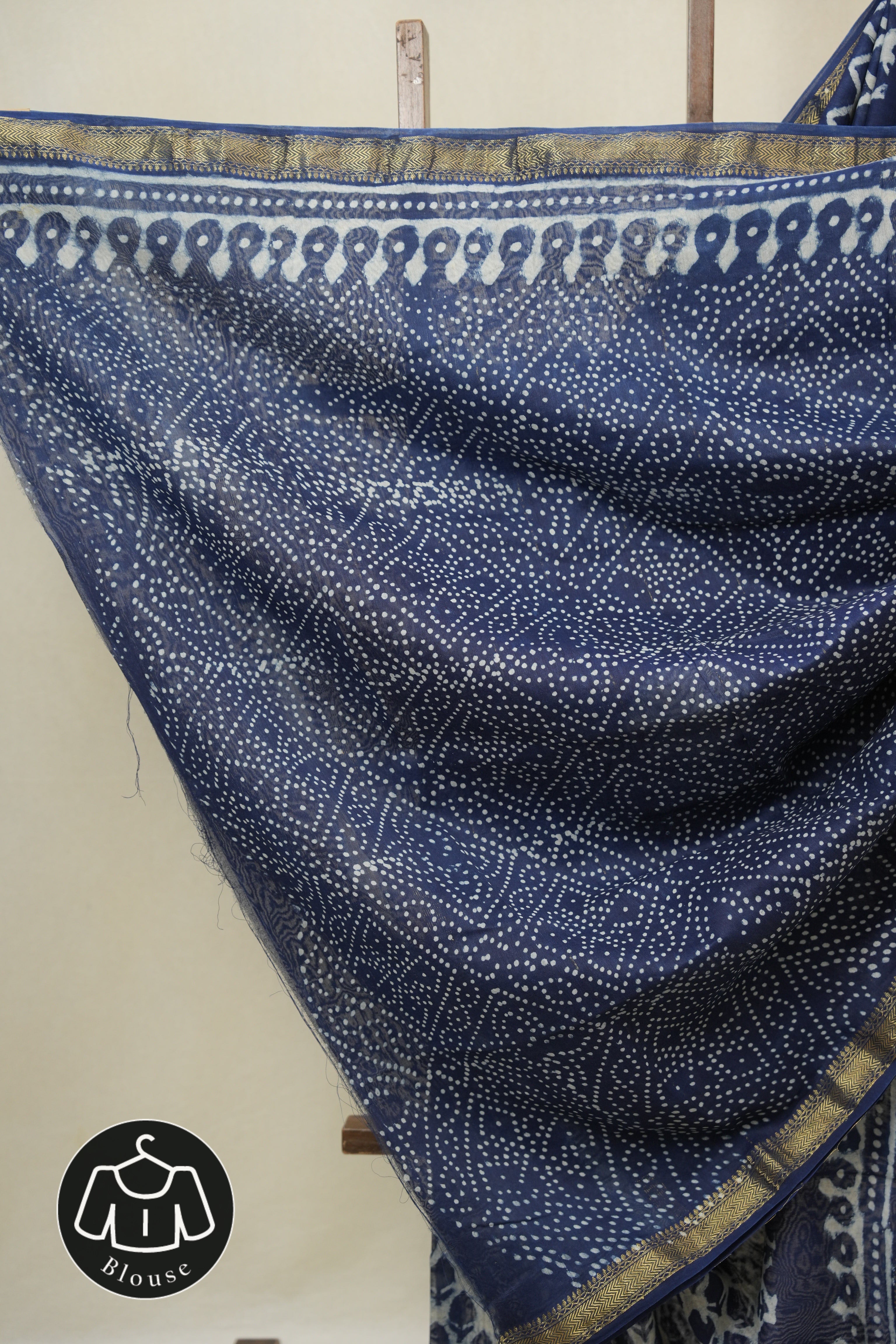 White HBP Cotton Silk Saree With Maheshwari Border - SRWCSS1641