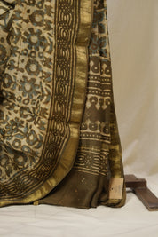 Cream HBP Cotton Silk Saree With Maheshwari Border - SRCCSS1638