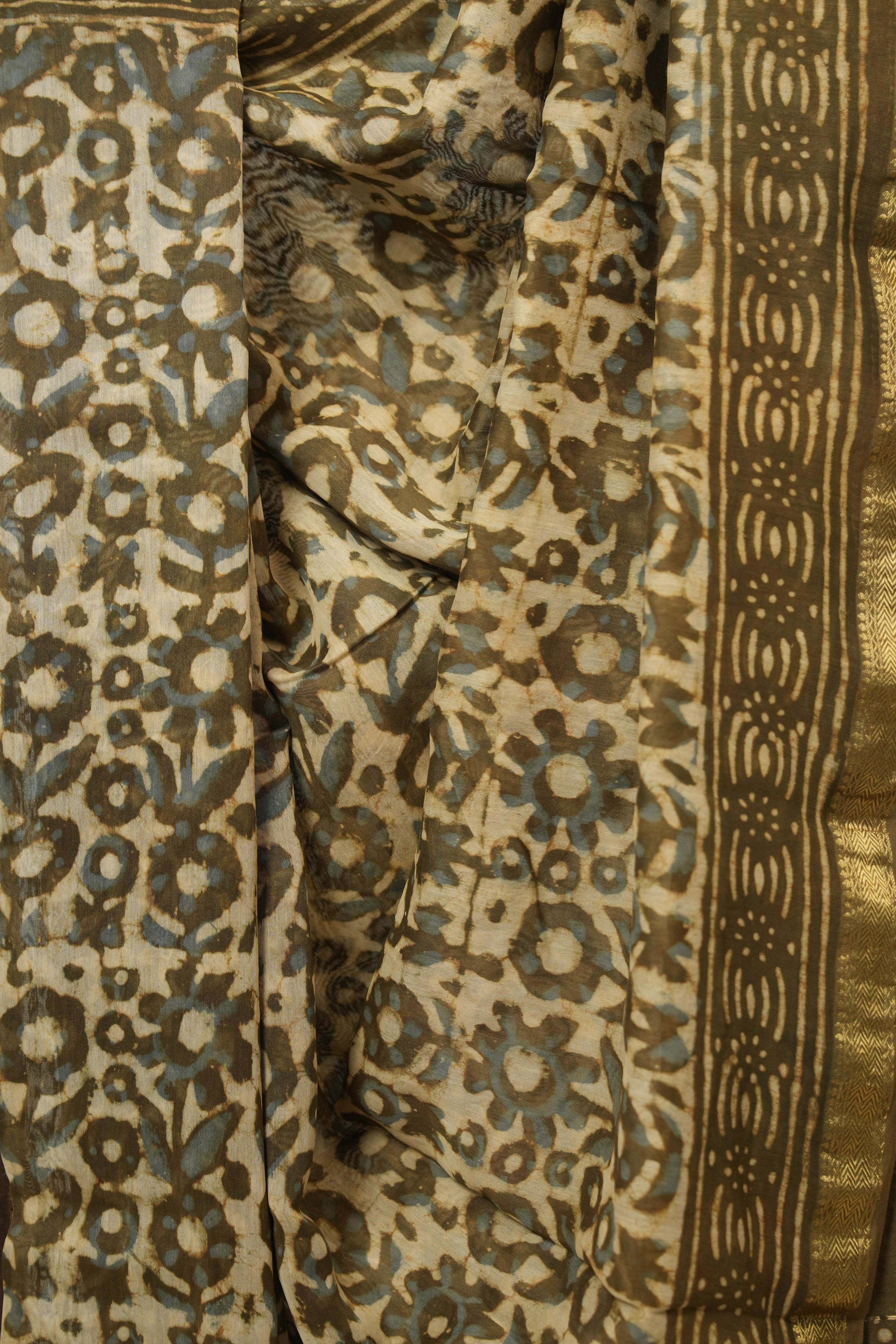 Cream HBP Cotton Silk Saree With Maheshwari Border - SRCCSS1638