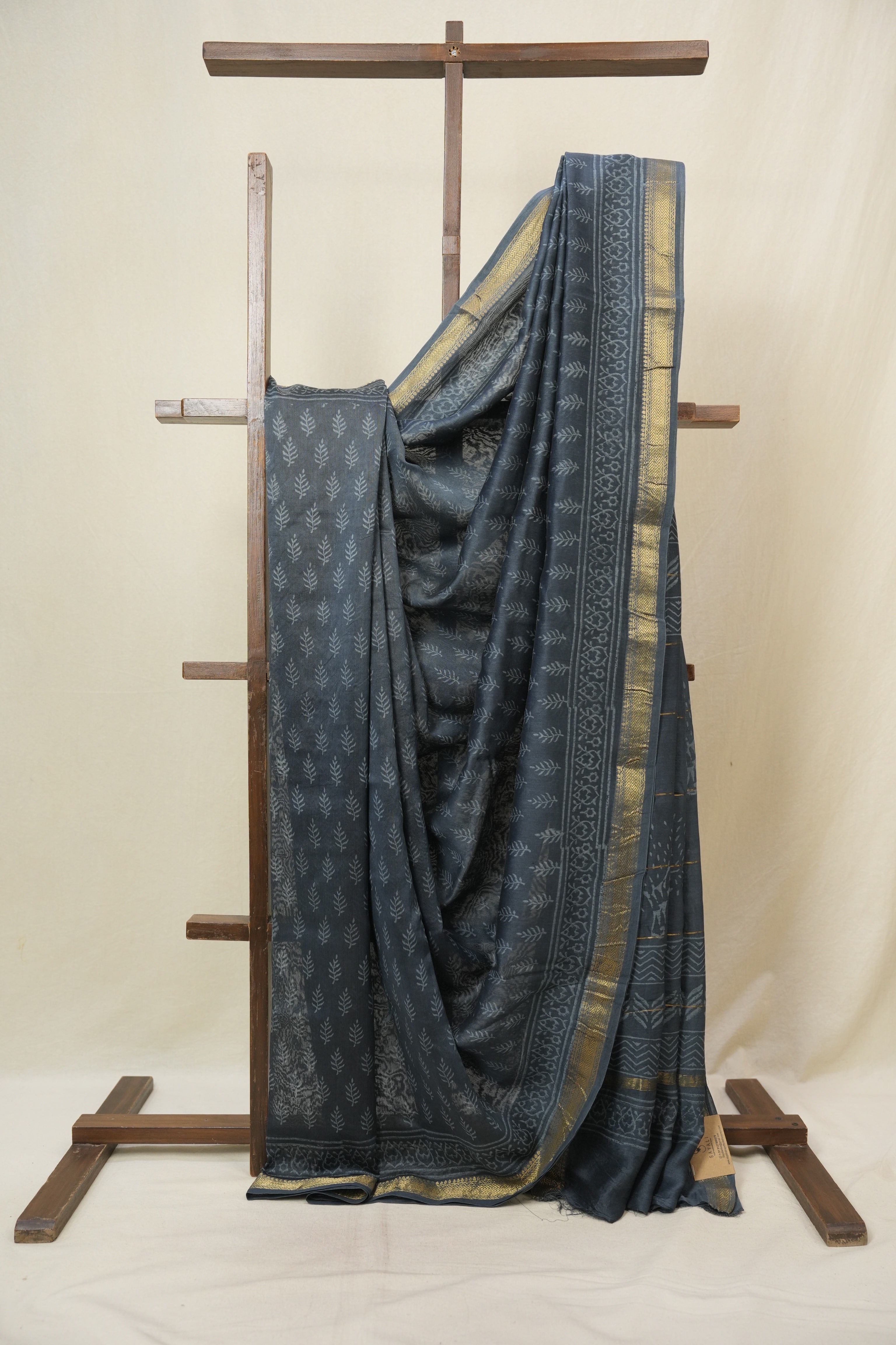 Blue HBP Cotton Silk Saree With Maheshwari Border - SRBCSS1637