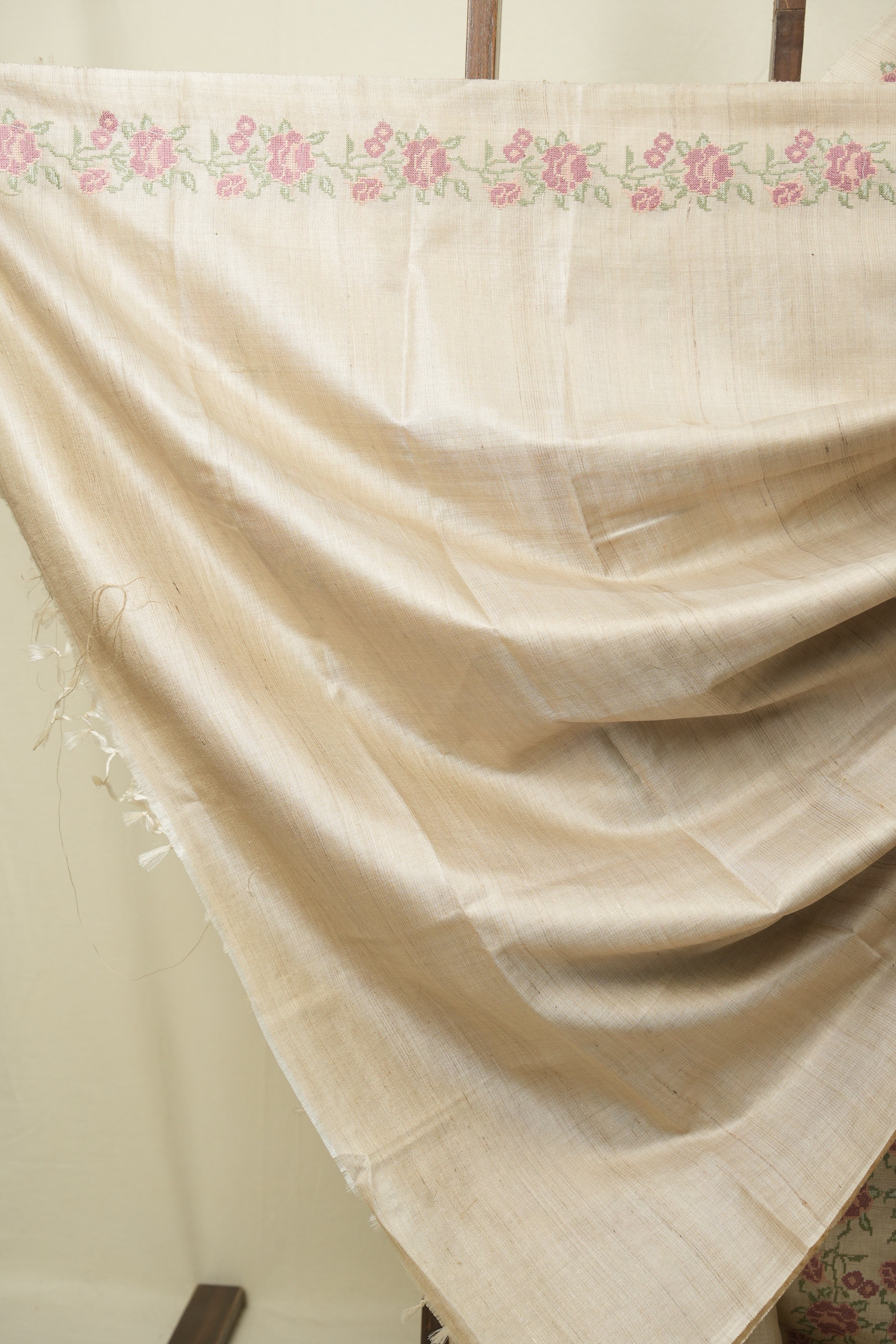 Cream Machine Embroidered Tussar Silk Saree - SRCMETSS1569